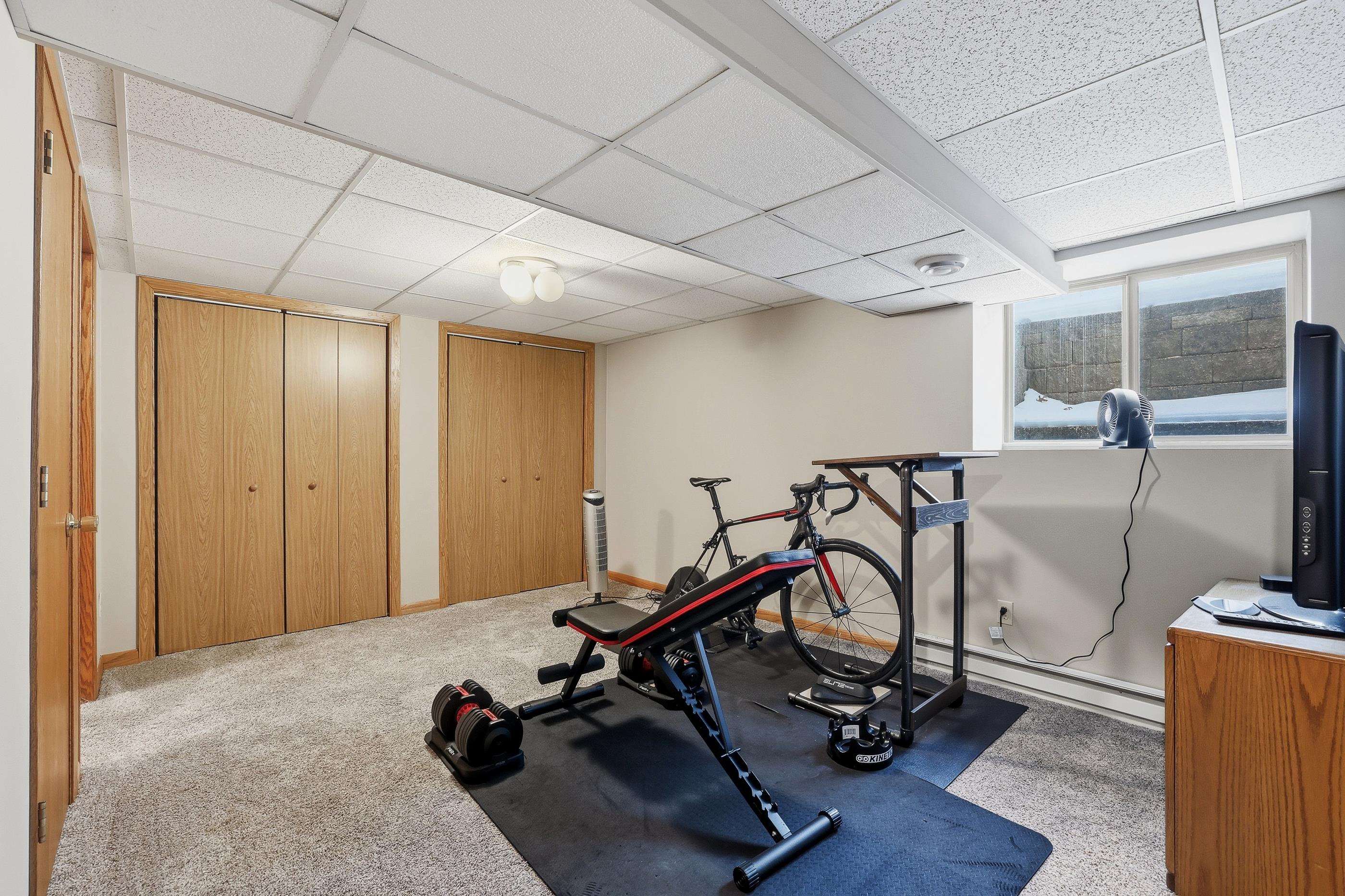 262 WHITE OAK AVENUE, Plover, Wisconsin 54467, 3 Bedrooms Bedrooms, ,2 BathroomsBathrooms,Residential,For Sale,262 WHITE OAK AVENUE,22600461