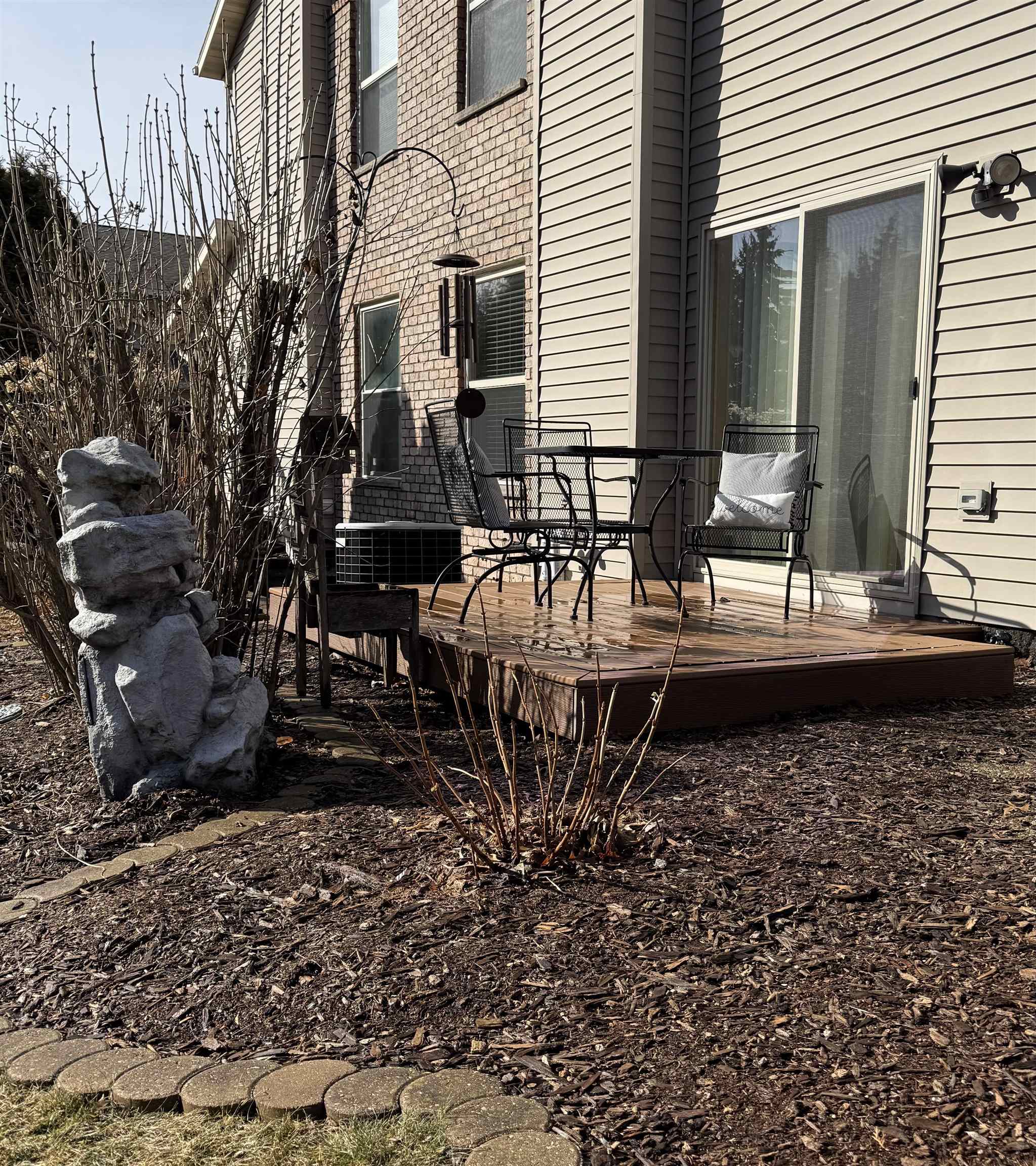 262 WHITE OAK AVENUE, Plover, Wisconsin 54467, 3 Bedrooms Bedrooms, ,2 BathroomsBathrooms,Residential,For Sale,262 WHITE OAK AVENUE,22600461