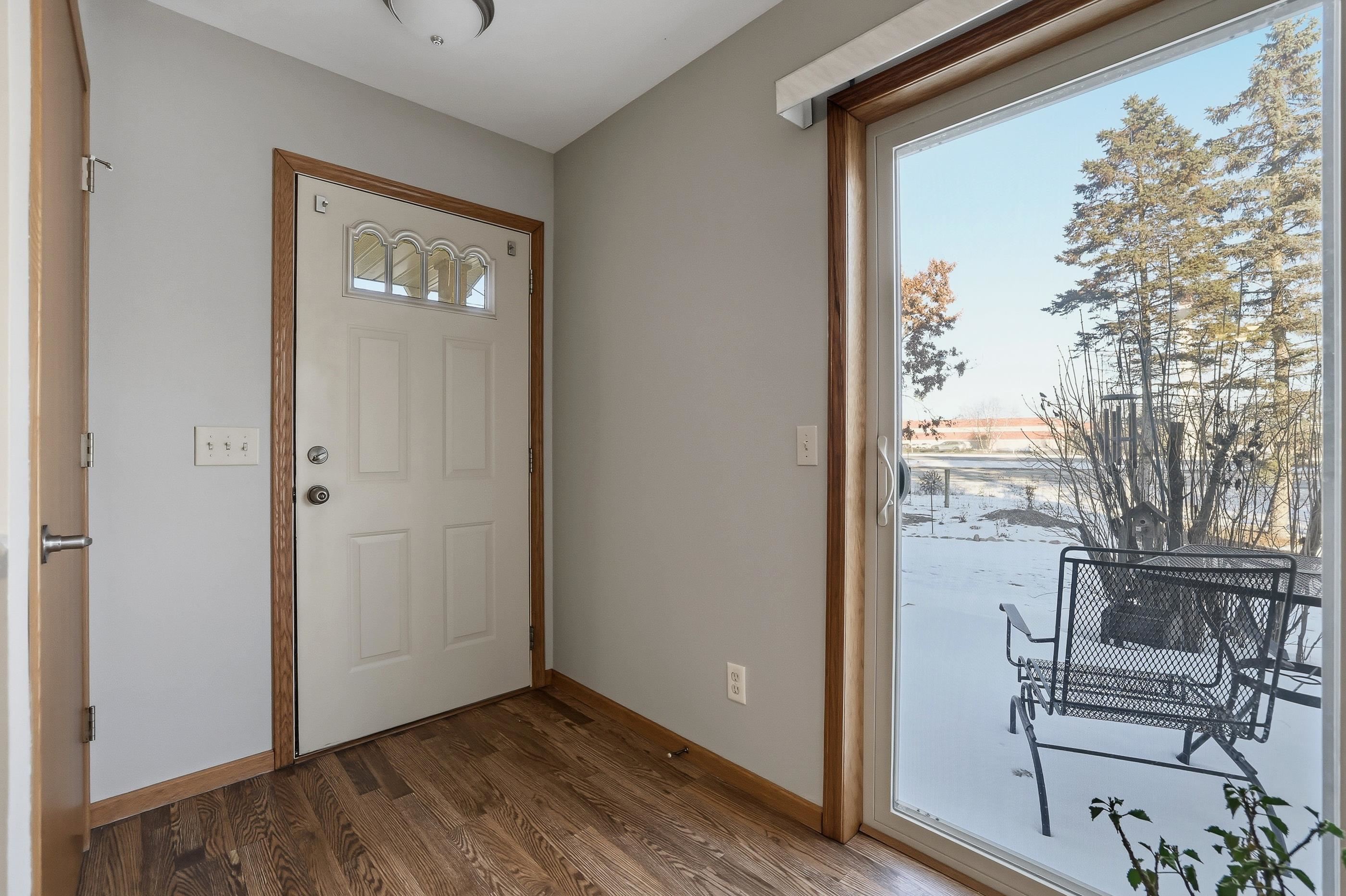 262 WHITE OAK AVENUE, Plover, Wisconsin 54467, 3 Bedrooms Bedrooms, ,2 BathroomsBathrooms,Residential,For Sale,262 WHITE OAK AVENUE,22600461