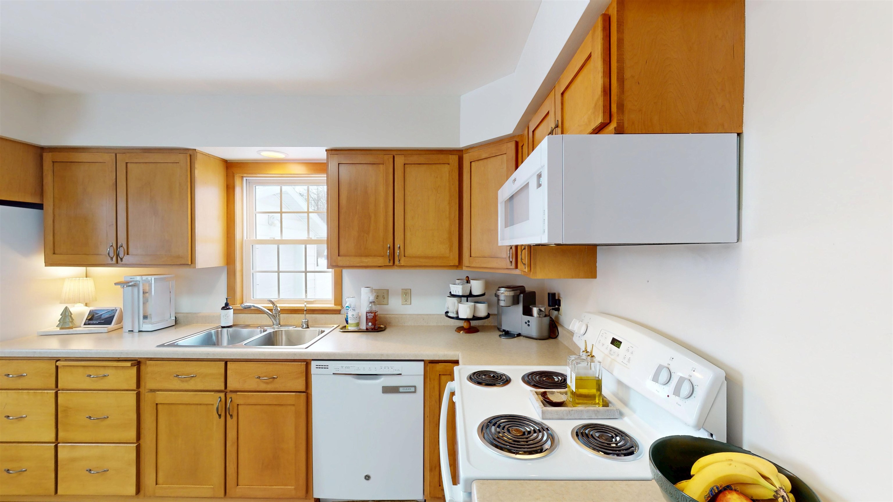 1110 W ARLINGTON, Marshfield, Wisconsin 54449, 3 Bedrooms Bedrooms, ,1 BathroomBathrooms,Residential,For Sale,1110 W ARLINGTON,22600462