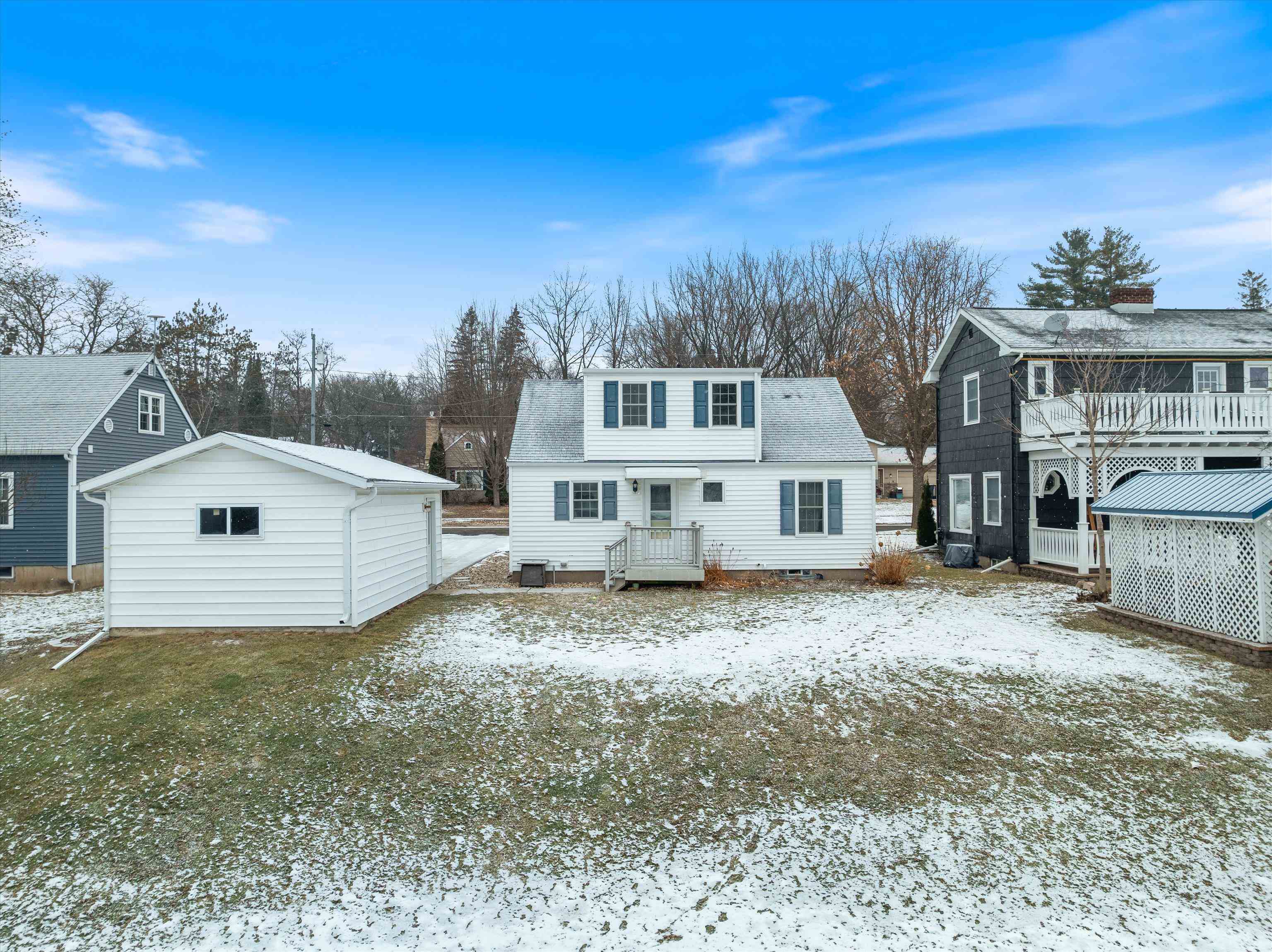1110 W ARLINGTON, Marshfield, Wisconsin 54449, 3 Bedrooms Bedrooms, ,1 BathroomBathrooms,Residential,For Sale,1110 W ARLINGTON,22600462