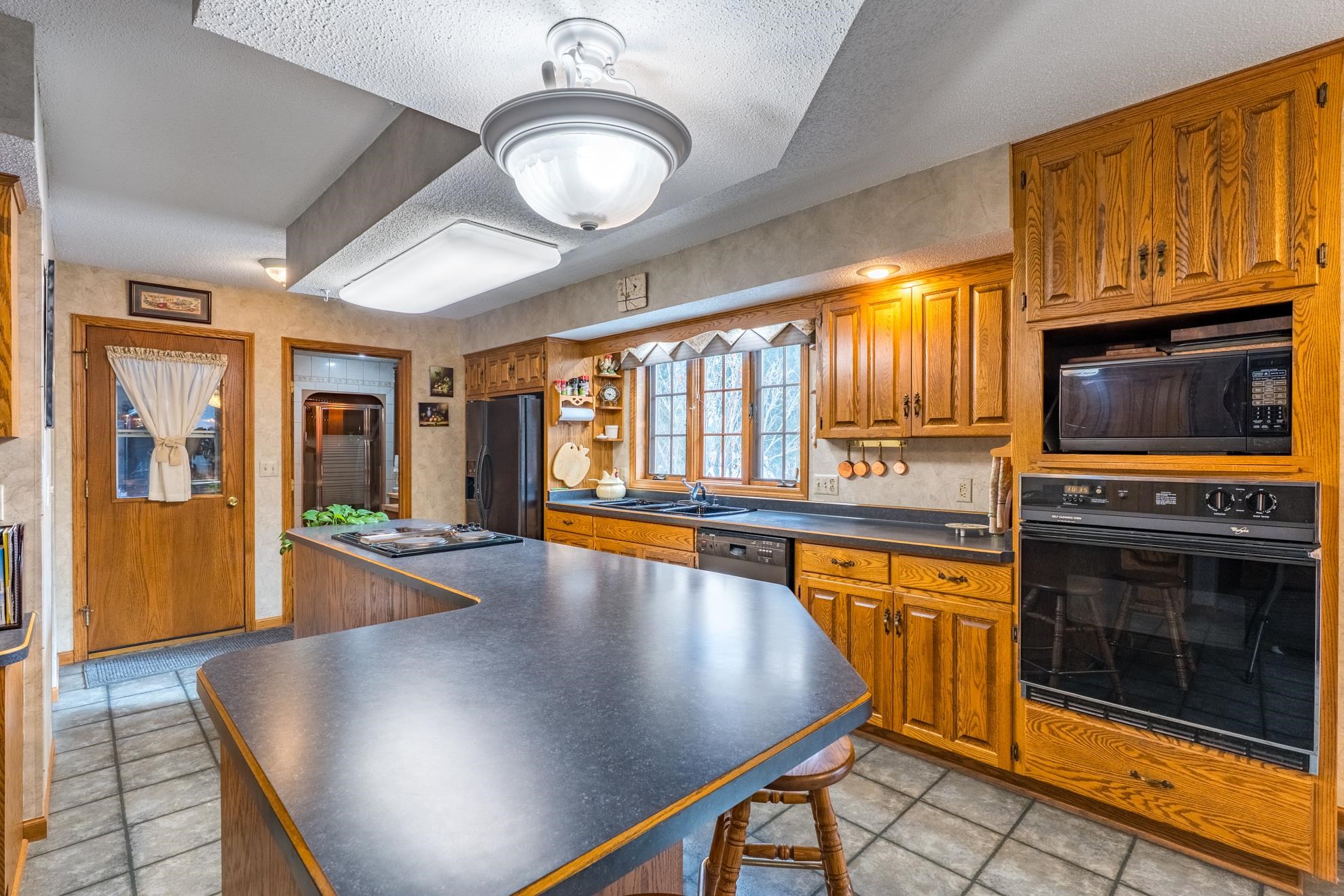 2180 BLUEJAY LANE, Kronenwetter, Wisconsin 54455, 3 Bedrooms Bedrooms, ,3 BathroomsBathrooms,Residential,For Sale,2180 BLUEJAY LANE,22600466