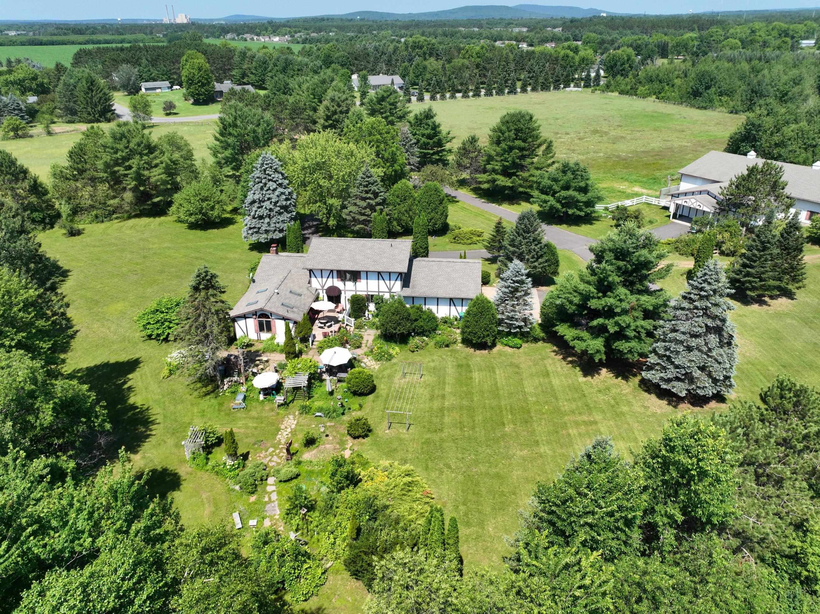 2180 BLUEJAY LANE, Kronenwetter, Wisconsin 54455, 3 Bedrooms Bedrooms, ,3 BathroomsBathrooms,Residential,For Sale,2180 BLUEJAY LANE,22600466
