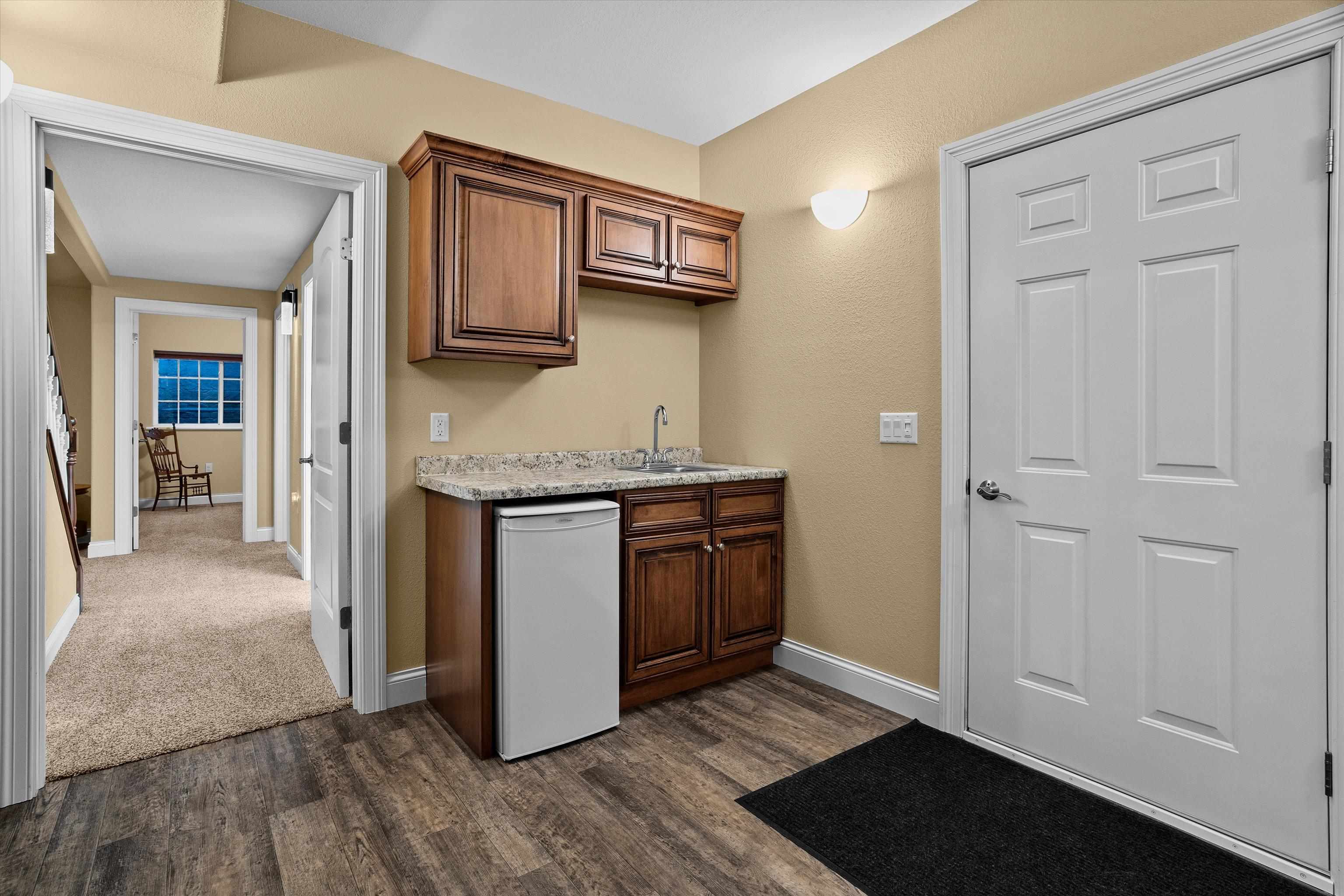 1540 E 20TH STREET, Marshfield, Wisconsin 54449, 3 Bedrooms Bedrooms, ,3 BathroomsBathrooms,Residential,For Sale,1540 E 20TH STREET,22600467