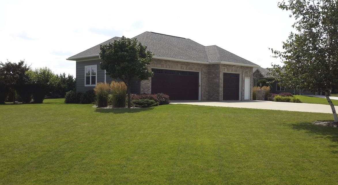 1540 E 20TH STREET, Marshfield, Wisconsin 54449, 3 Bedrooms Bedrooms, ,3 BathroomsBathrooms,Residential,For Sale,1540 E 20TH STREET,22600467