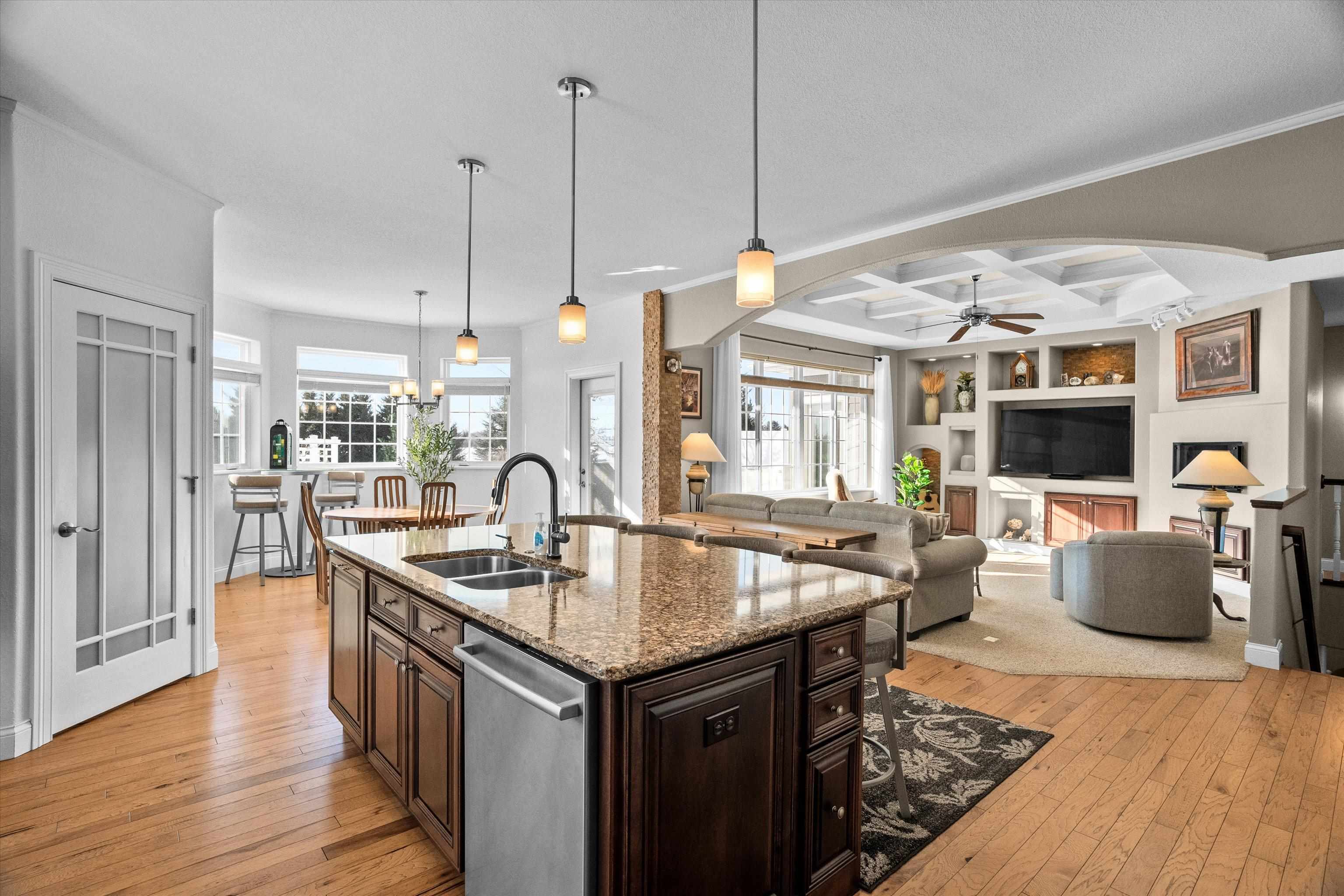 1540 E 20TH STREET, Marshfield, Wisconsin 54449, 3 Bedrooms Bedrooms, ,3 BathroomsBathrooms,Residential,For Sale,1540 E 20TH STREET,22600467