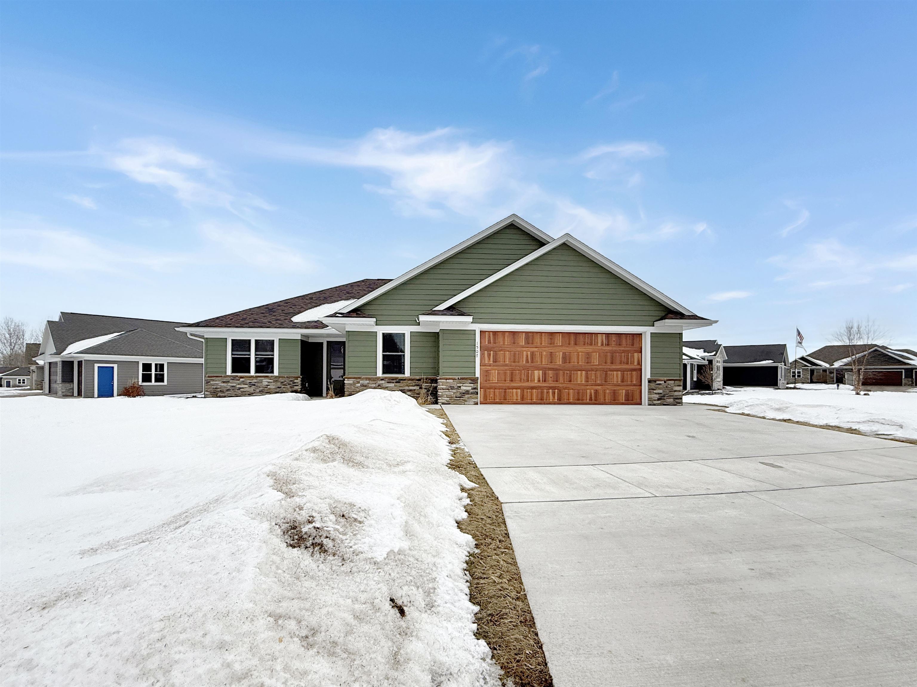 1507 GREEN ACRES DRIVE, Marshfield, Wisconsin 54449, 3 Bedrooms Bedrooms, ,2 BathroomsBathrooms,Residential,For Sale,1507 GREEN ACRES DRIVE,22600468