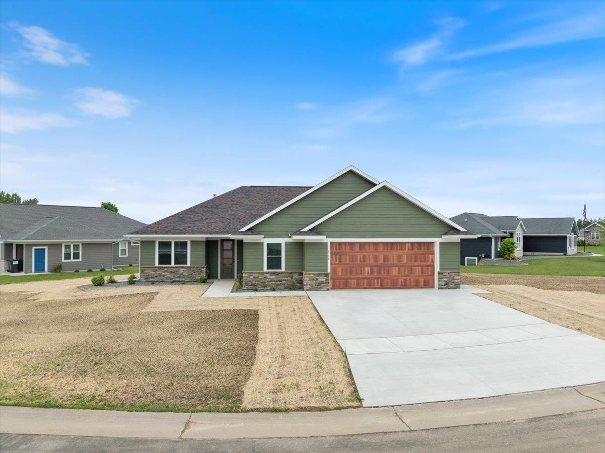 1507 GREEN ACRES DRIVE, Marshfield, Wisconsin 54449, 3 Bedrooms Bedrooms, ,2 BathroomsBathrooms,Residential,For Sale,1507 GREEN ACRES DRIVE,22600468