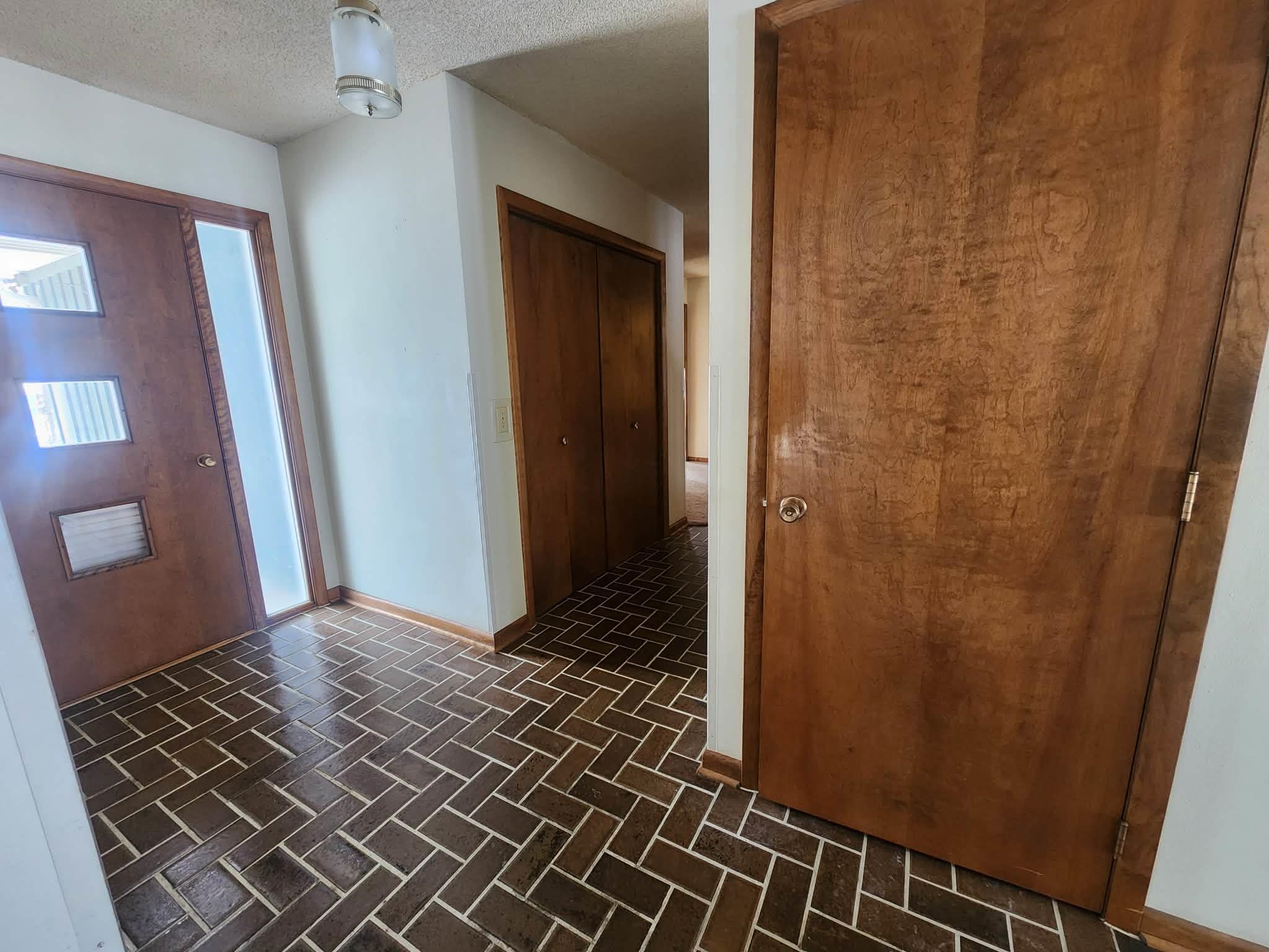 1601 W ARLINGTON STREET, Marshfield, Wisconsin 54449, 4 Bedrooms Bedrooms, ,2 BathroomsBathrooms,Residential,For Sale,1601 W ARLINGTON STREET,22600469