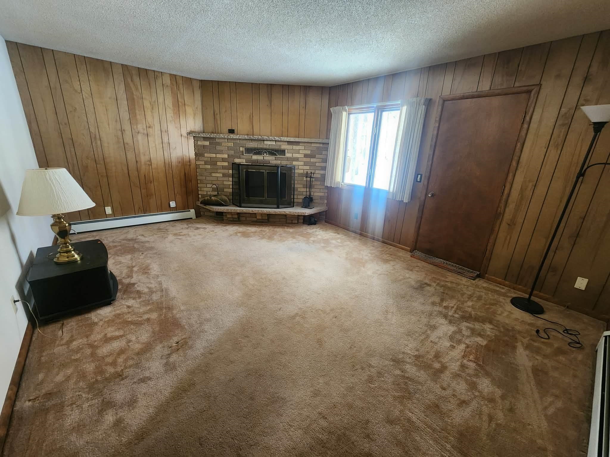 1601 W ARLINGTON STREET, Marshfield, Wisconsin 54449, 4 Bedrooms Bedrooms, ,2 BathroomsBathrooms,Residential,For Sale,1601 W ARLINGTON STREET,22600469