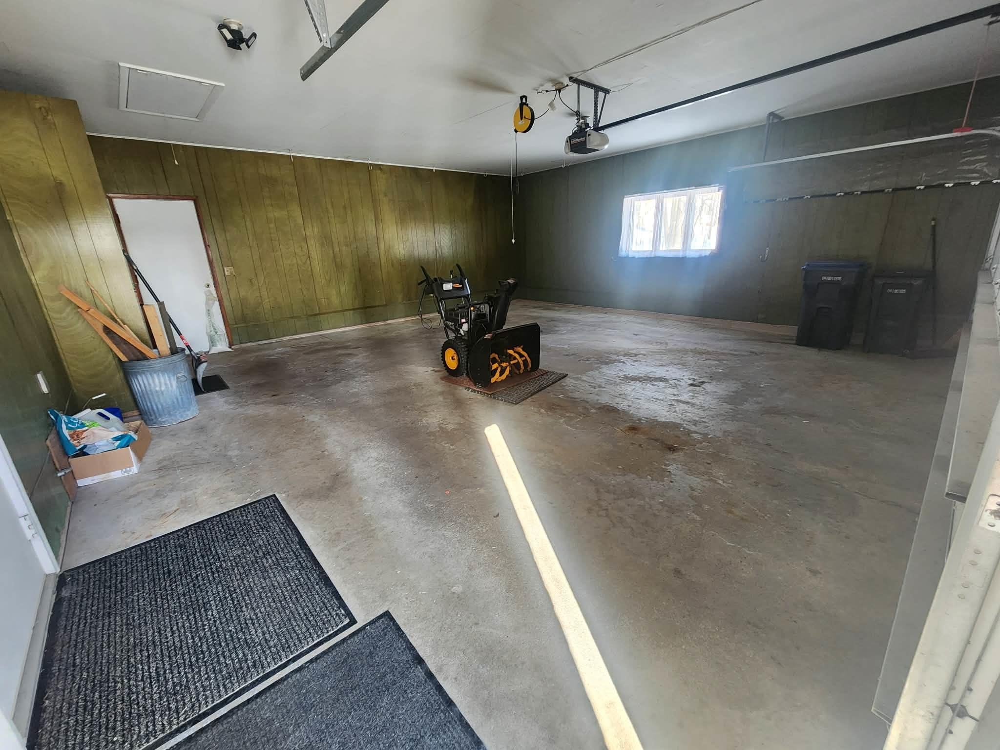 1601 W ARLINGTON STREET, Marshfield, Wisconsin 54449, 4 Bedrooms Bedrooms, ,2 BathroomsBathrooms,Residential,For Sale,1601 W ARLINGTON STREET,22600469