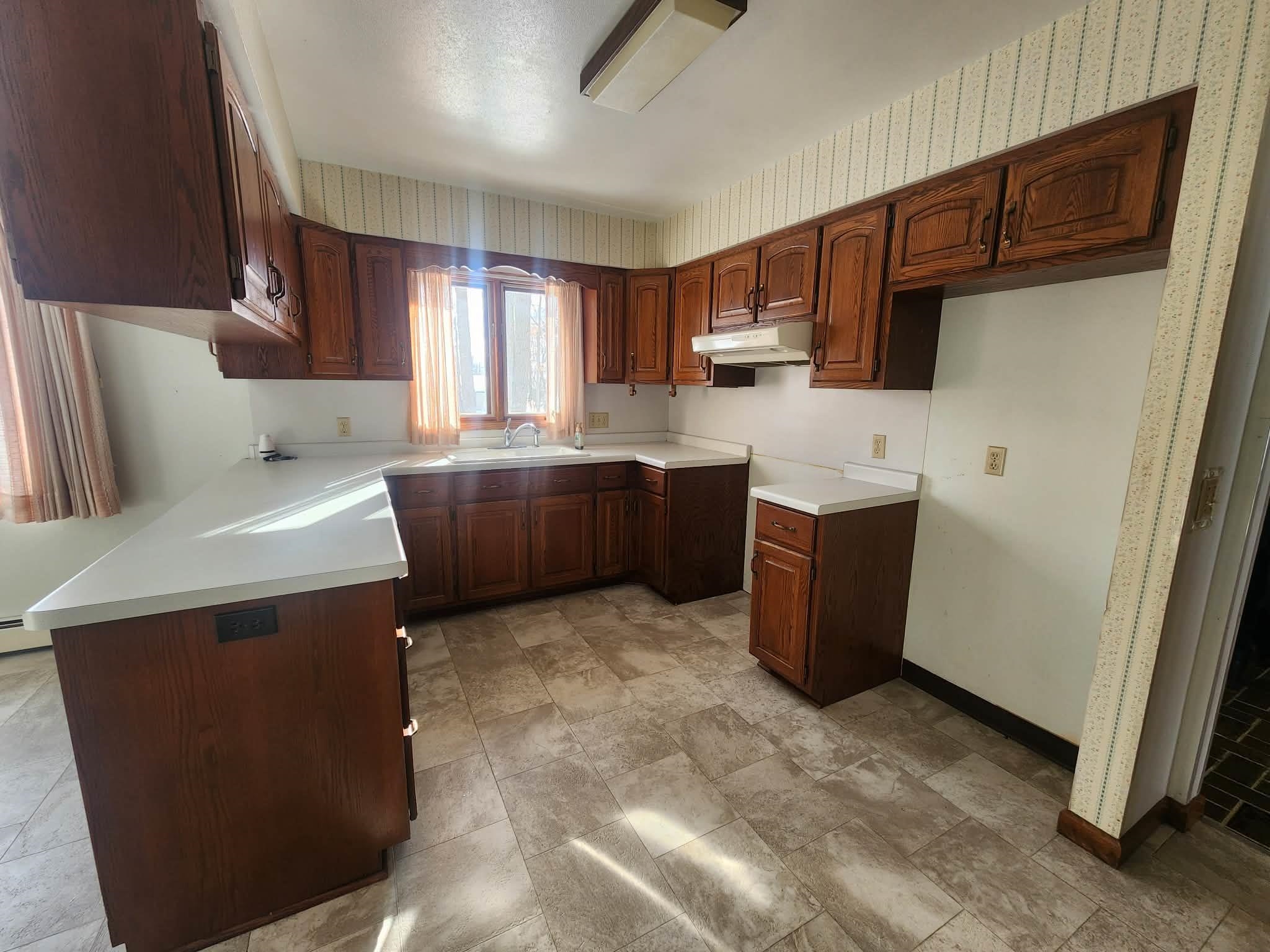 1601 W ARLINGTON STREET, Marshfield, Wisconsin 54449, 4 Bedrooms Bedrooms, ,2 BathroomsBathrooms,Residential,For Sale,1601 W ARLINGTON STREET,22600469