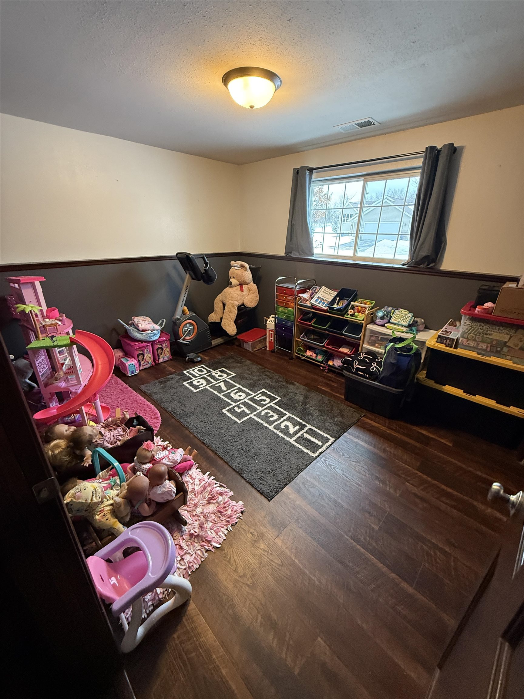 9528 SANDHILL DRIVE, Schofield, Wisconsin 54476, 4 Bedrooms Bedrooms, ,2 BathroomsBathrooms,Residential,For Sale,9528 SANDHILL DRIVE,22600470