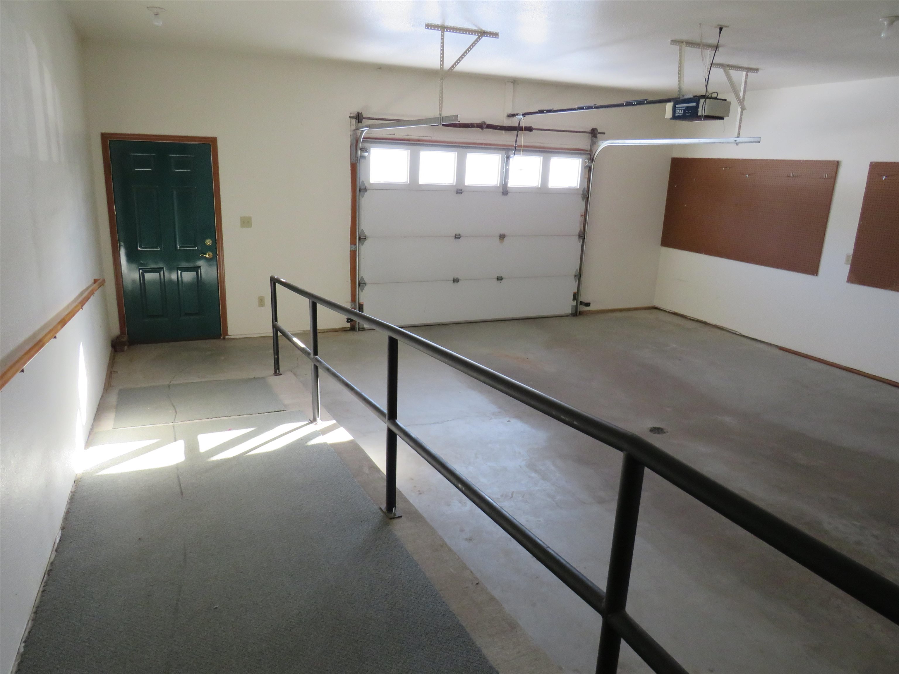 1630/1632 N SUPERIOR STREET, Antigo, Wisconsin 54409, 3 Bedrooms Bedrooms, 7 Rooms Rooms,3 BathroomsBathrooms,Multi-family,For Sale,1630/1632 N SUPERIOR STREET,22600479