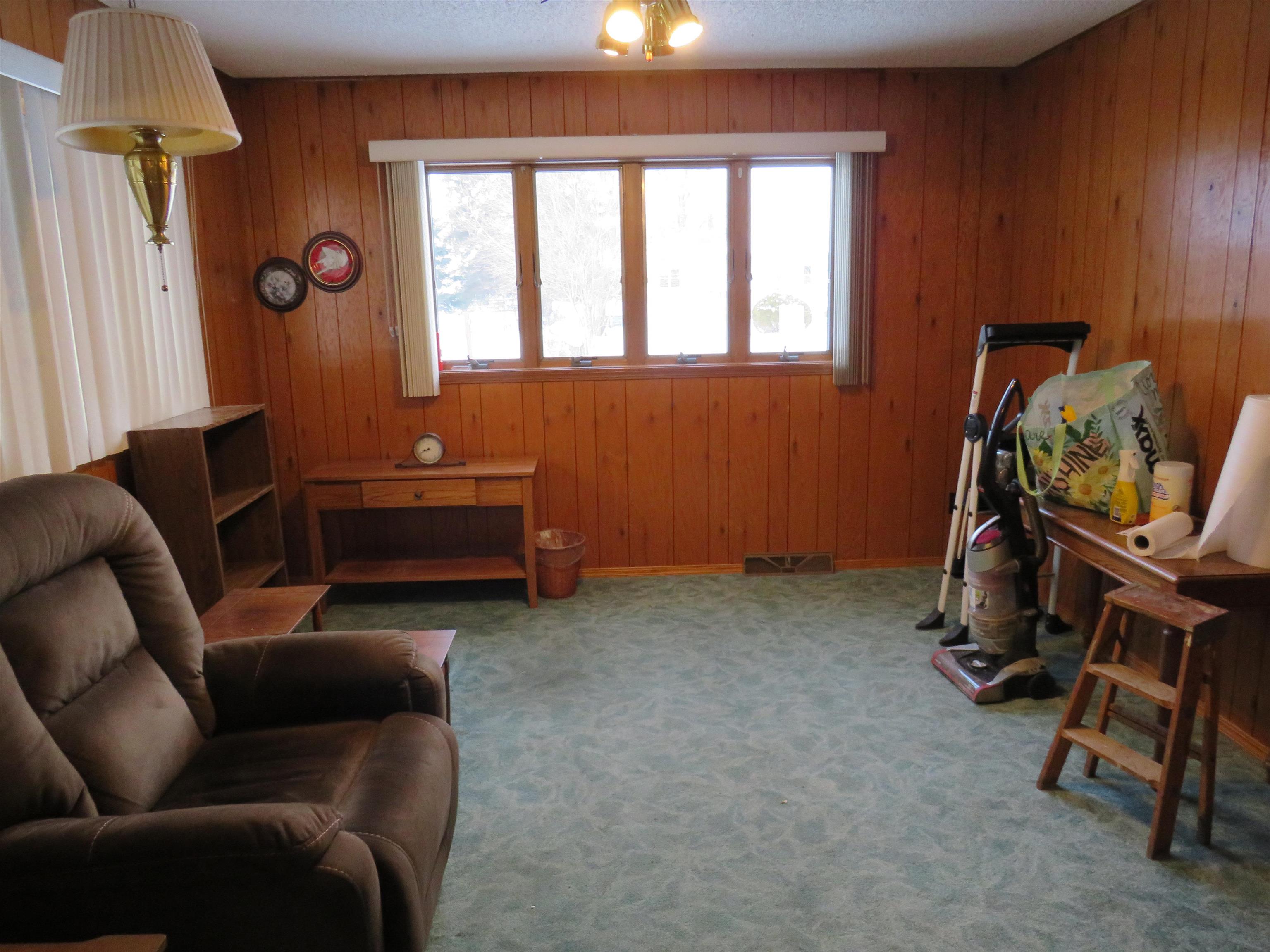 1630/1632 N SUPERIOR STREET, Antigo, Wisconsin 54409, 3 Bedrooms Bedrooms, 7 Rooms Rooms,3 BathroomsBathrooms,Multi-family,For Sale,1630/1632 N SUPERIOR STREET,22600479