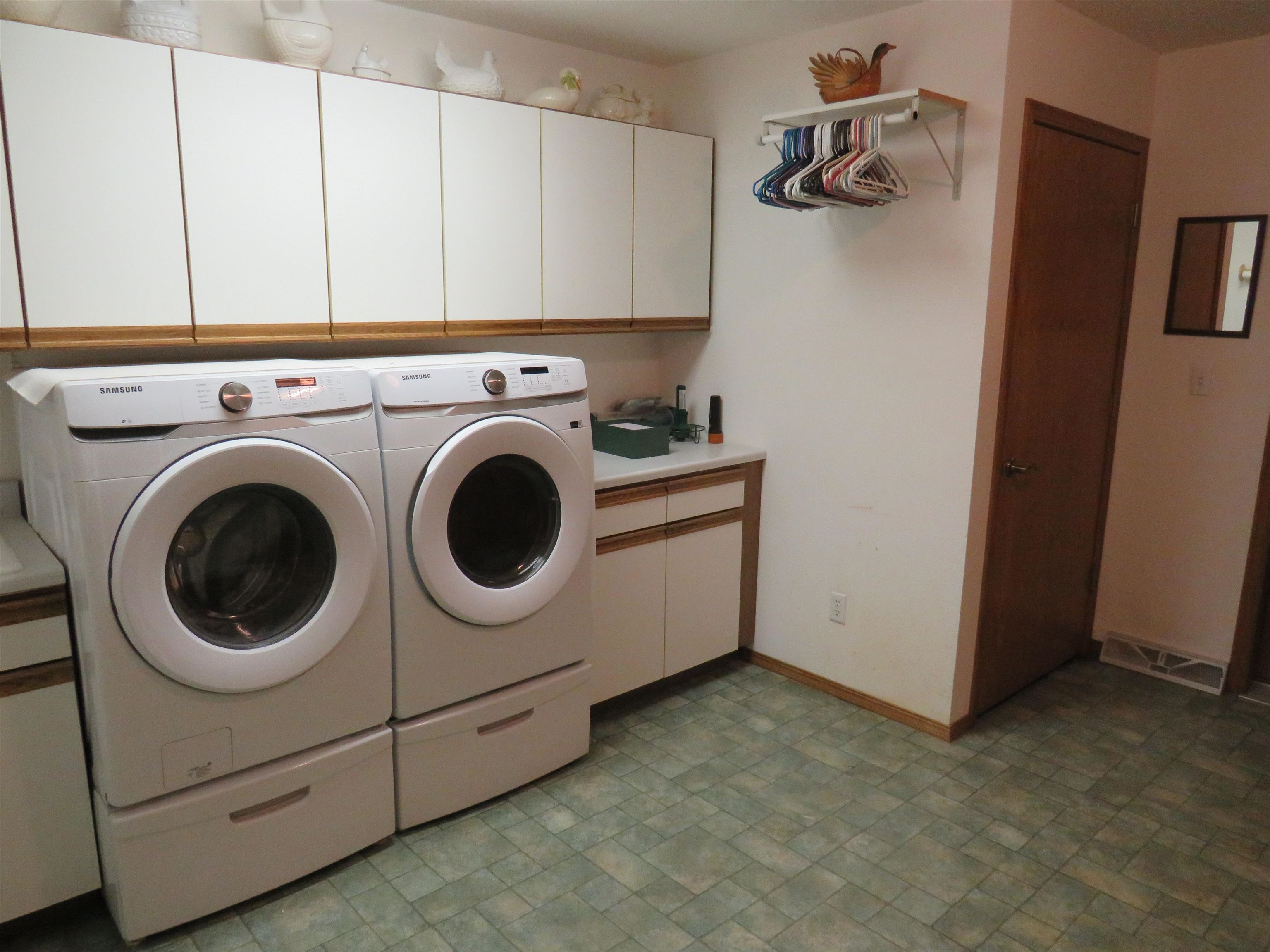 1630/1632 N SUPERIOR STREET, Antigo, Wisconsin 54409, 3 Bedrooms Bedrooms, 7 Rooms Rooms,3 BathroomsBathrooms,Multi-family,For Sale,1630/1632 N SUPERIOR STREET,22600479