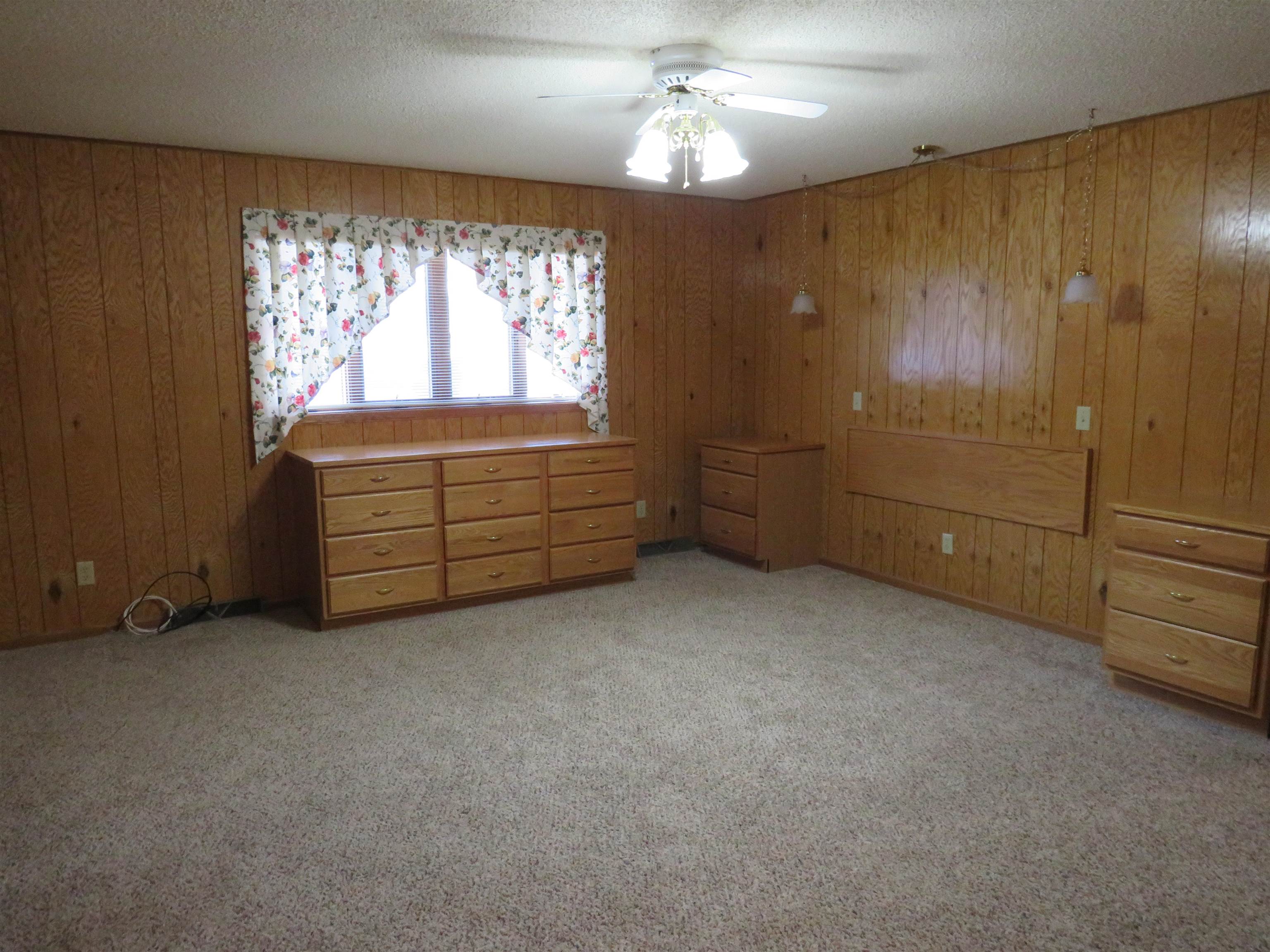 1630/1632 N SUPERIOR STREET, Antigo, Wisconsin 54409, 3 Bedrooms Bedrooms, 7 Rooms Rooms,3 BathroomsBathrooms,Multi-family,For Sale,1630/1632 N SUPERIOR STREET,22600479