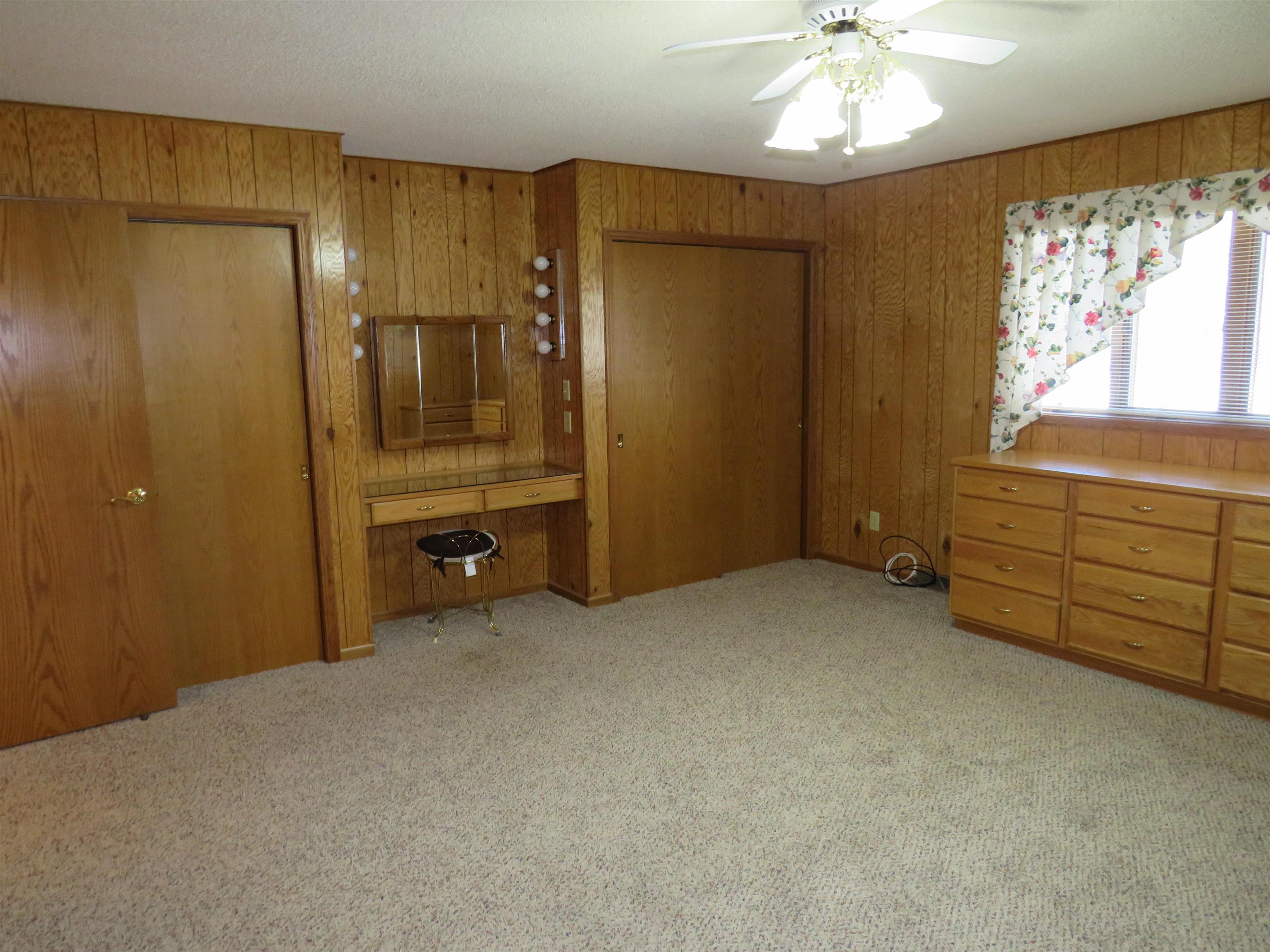 1630/1632 N SUPERIOR STREET, Antigo, Wisconsin 54409, 3 Bedrooms Bedrooms, 7 Rooms Rooms,3 BathroomsBathrooms,Multi-family,For Sale,1630/1632 N SUPERIOR STREET,22600479
