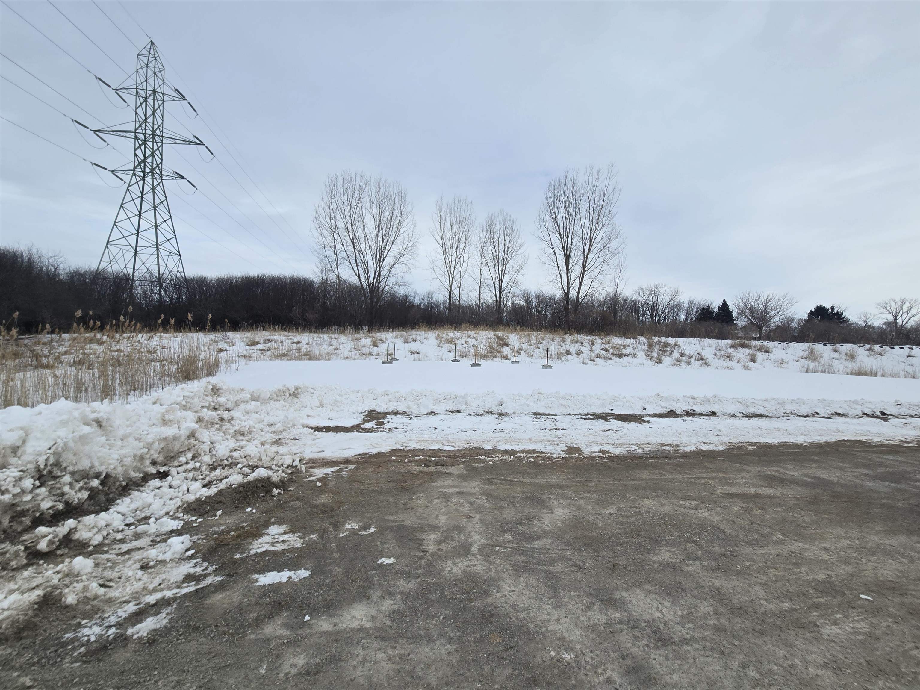 2285 NORTHERN ROAD, Neenah, Wisconsin 54956, ,Land,For Sale,2285 NORTHERN ROAD,22600482