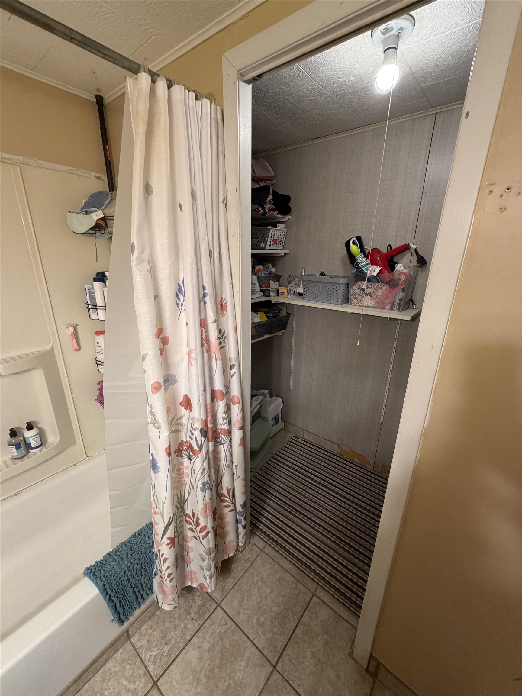 412 ELM STREET, Athens, Wisconsin 54411, 3 Bedrooms Bedrooms, ,1 BathroomBathrooms,Residential,For Sale,412 ELM STREET,22600484