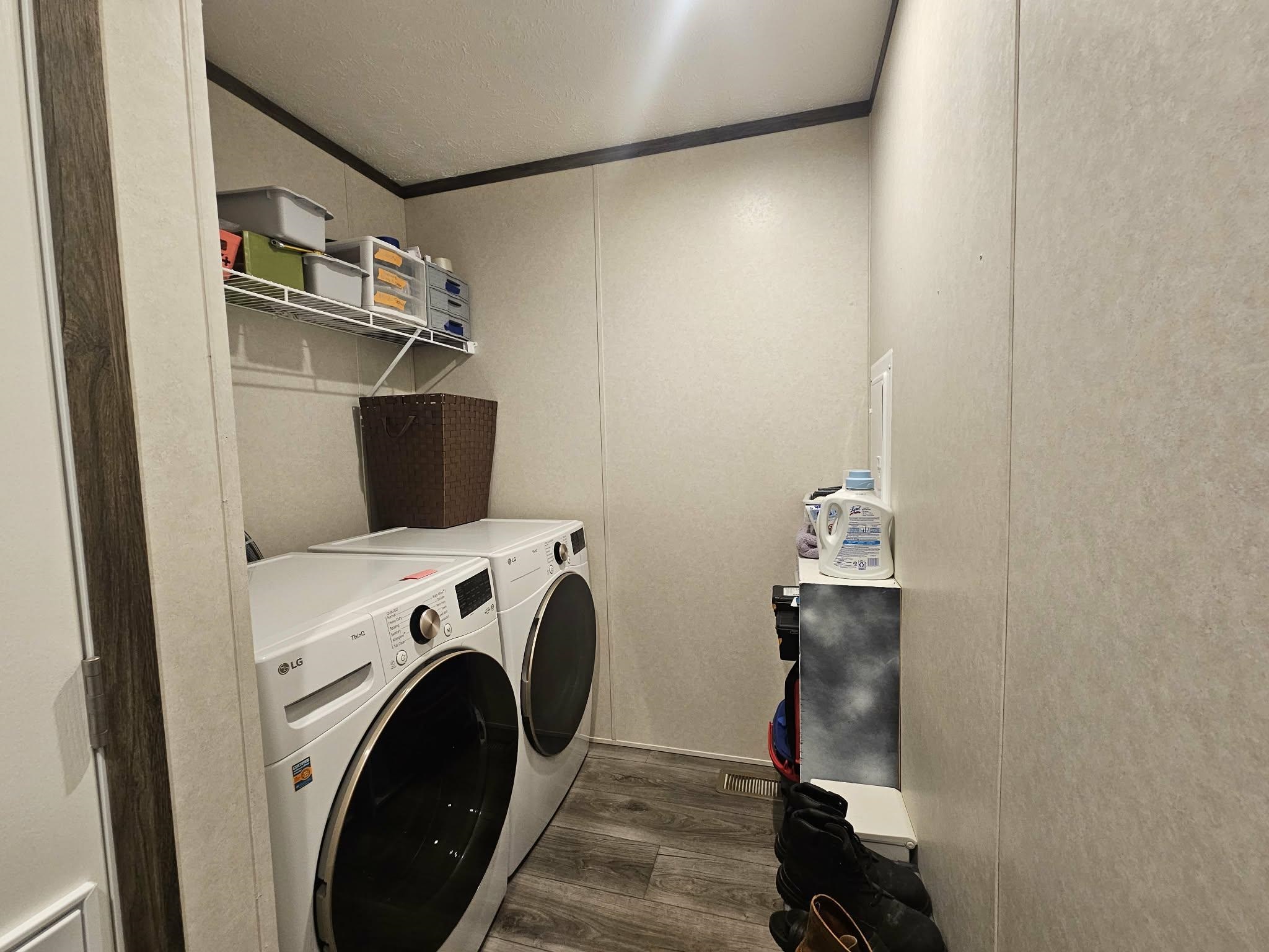 1213 N PEACH AVENUE, Marshfield, Wisconsin 54449, 3 Bedrooms Bedrooms, ,2 BathroomsBathrooms,Residential,For Sale,1213 N PEACH AVENUE,22600485