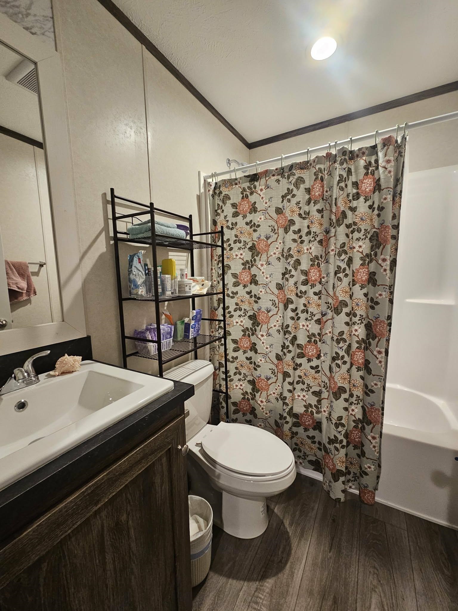 1213 N PEACH AVENUE, Marshfield, Wisconsin 54449, 3 Bedrooms Bedrooms, ,2 BathroomsBathrooms,Residential,For Sale,1213 N PEACH AVENUE,22600485