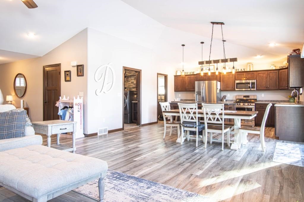 320 N 36TH AVENUE, Wausau, Wisconsin 54401, 5 Bedrooms Bedrooms, ,3 BathroomsBathrooms,Residential,For Sale,320 N 36TH AVENUE,22600487