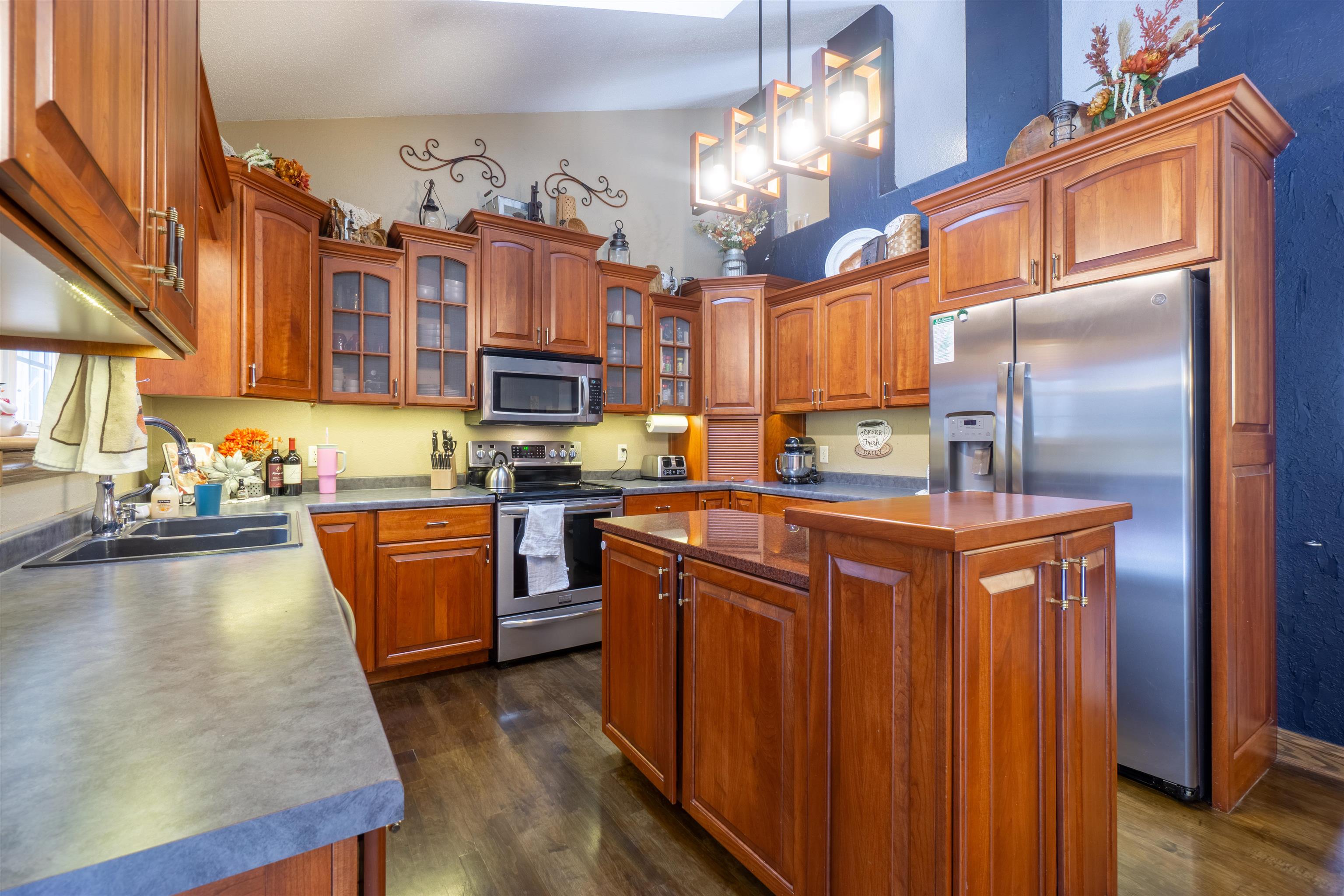 1955 TERREBONNE DRIVE, Kronenwetter, Wisconsin 54455, 3 Bedrooms Bedrooms, ,2 BathroomsBathrooms,Residential,For Sale,1955 TERREBONNE DRIVE,22600489