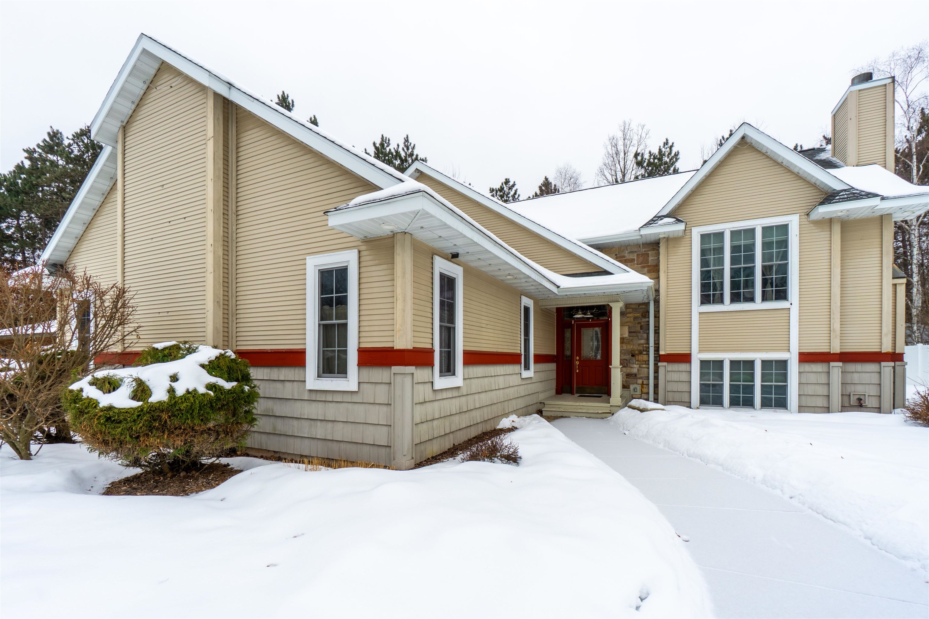 1955 TERREBONNE DRIVE, Kronenwetter, Wisconsin 54455, 3 Bedrooms Bedrooms, ,2 BathroomsBathrooms,Residential,For Sale,1955 TERREBONNE DRIVE,22600489