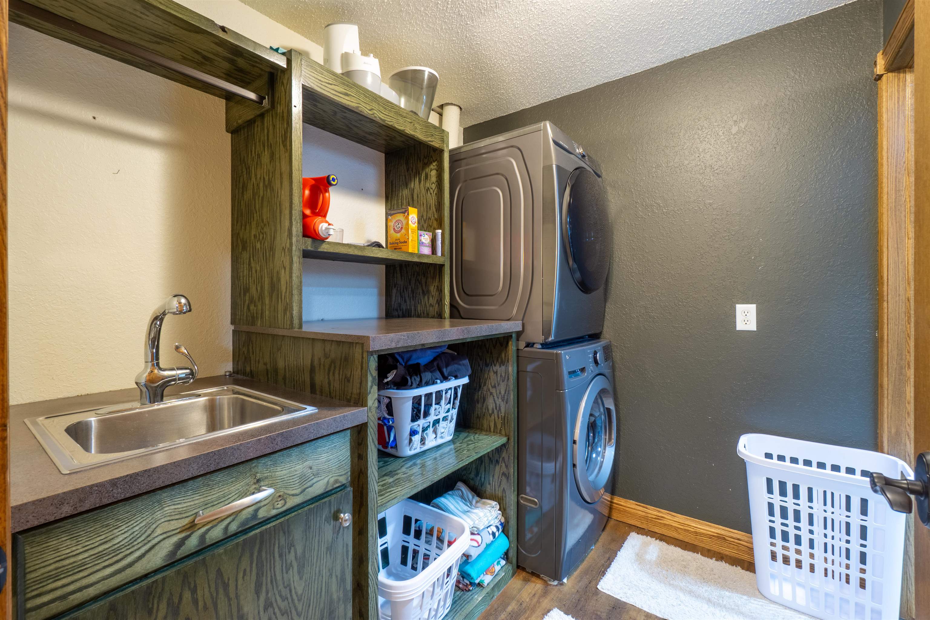 1955 TERREBONNE DRIVE, Kronenwetter, Wisconsin 54455, 3 Bedrooms Bedrooms, ,2 BathroomsBathrooms,Residential,For Sale,1955 TERREBONNE DRIVE,22600489