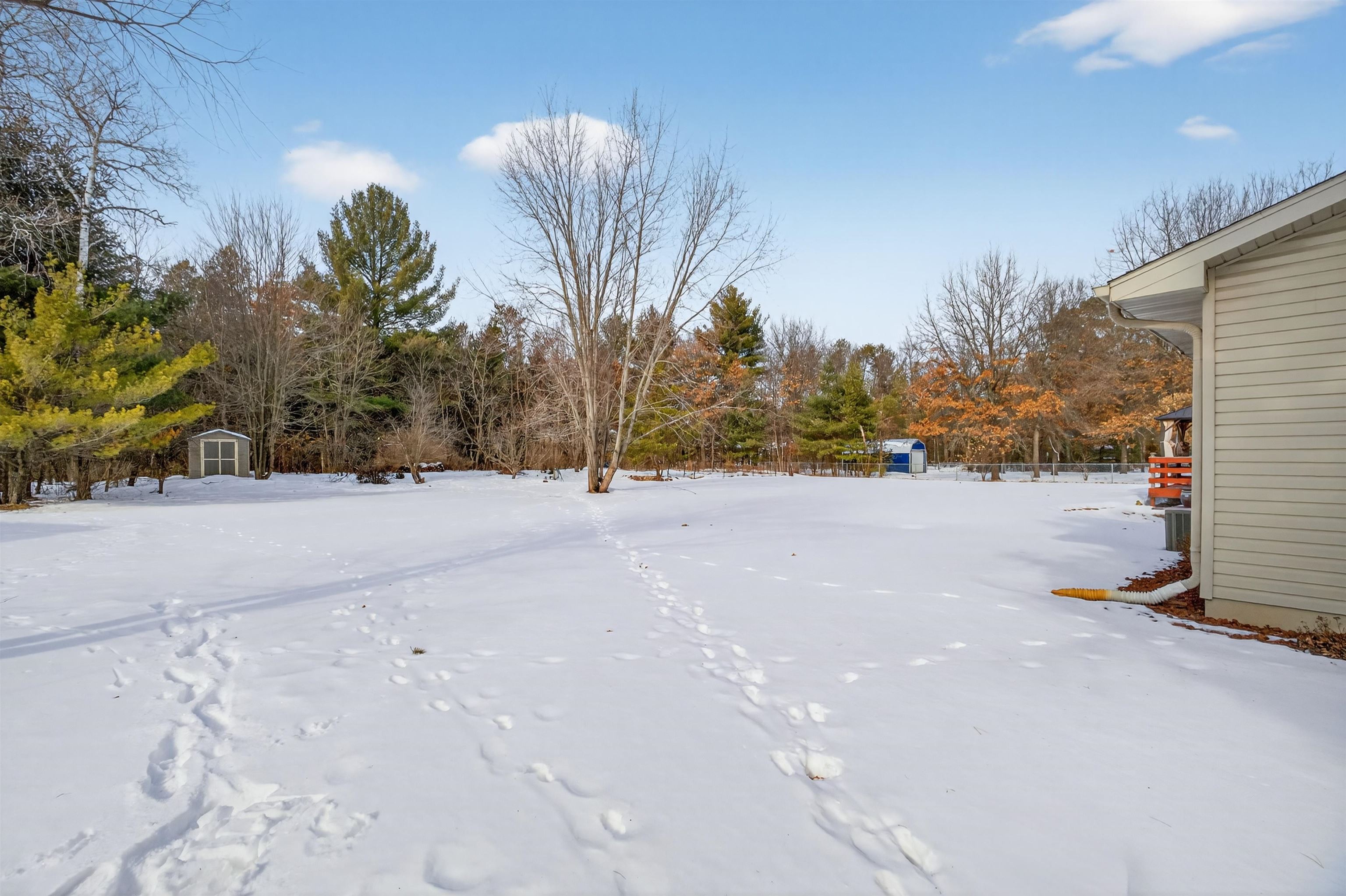 3310 87TH STREET SOUTH, Wisconsin Rapids, Wisconsin 54494, 3 Bedrooms Bedrooms, ,3 BathroomsBathrooms,Residential,For Sale,3310 87TH STREET SOUTH,22600491