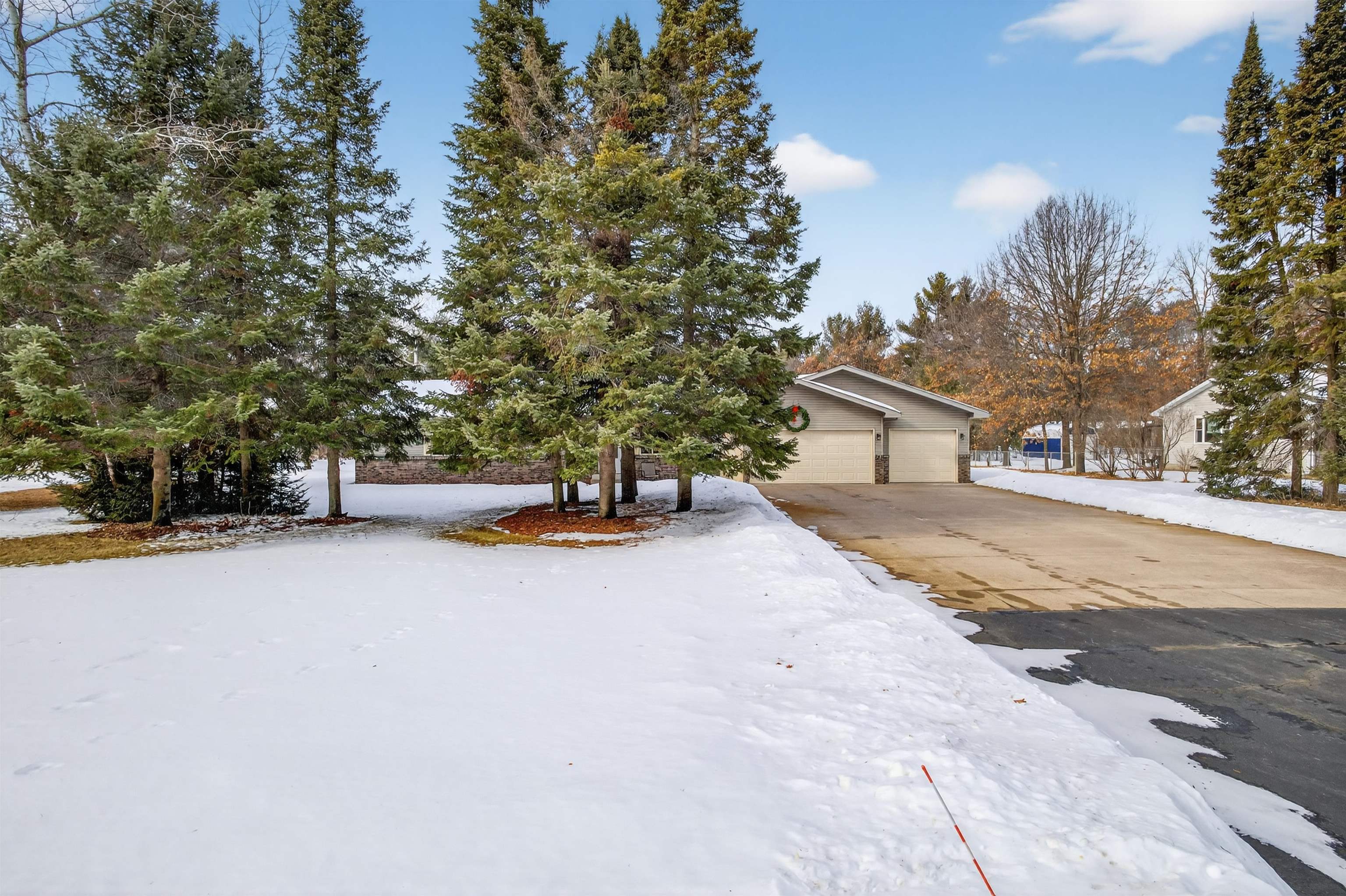 3310 87TH STREET SOUTH, Wisconsin Rapids, Wisconsin 54494, 3 Bedrooms Bedrooms, ,3 BathroomsBathrooms,Residential,For Sale,3310 87TH STREET SOUTH,22600491
