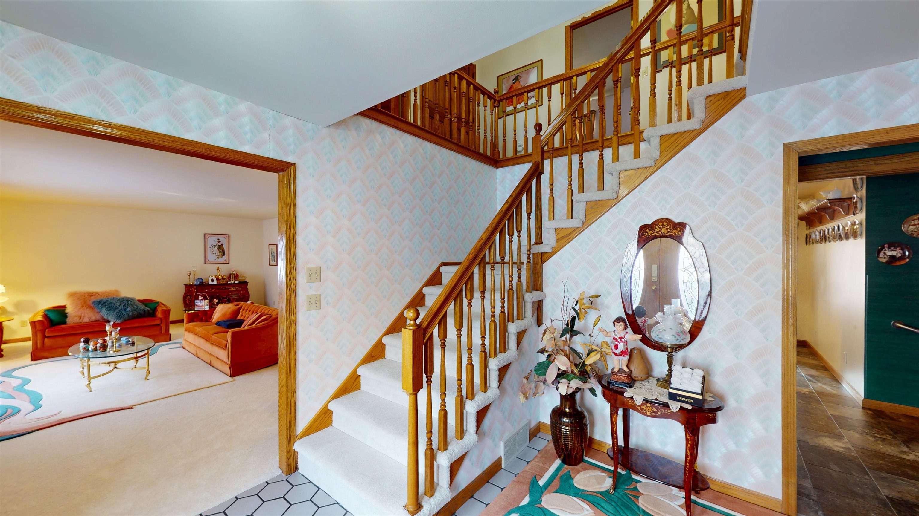 1002 W BLODGETT STREET, Marshfield, Wisconsin 54449, 4 Bedrooms Bedrooms, ,3 BathroomsBathrooms,Residential,For Sale,1002 W BLODGETT STREET,22600499