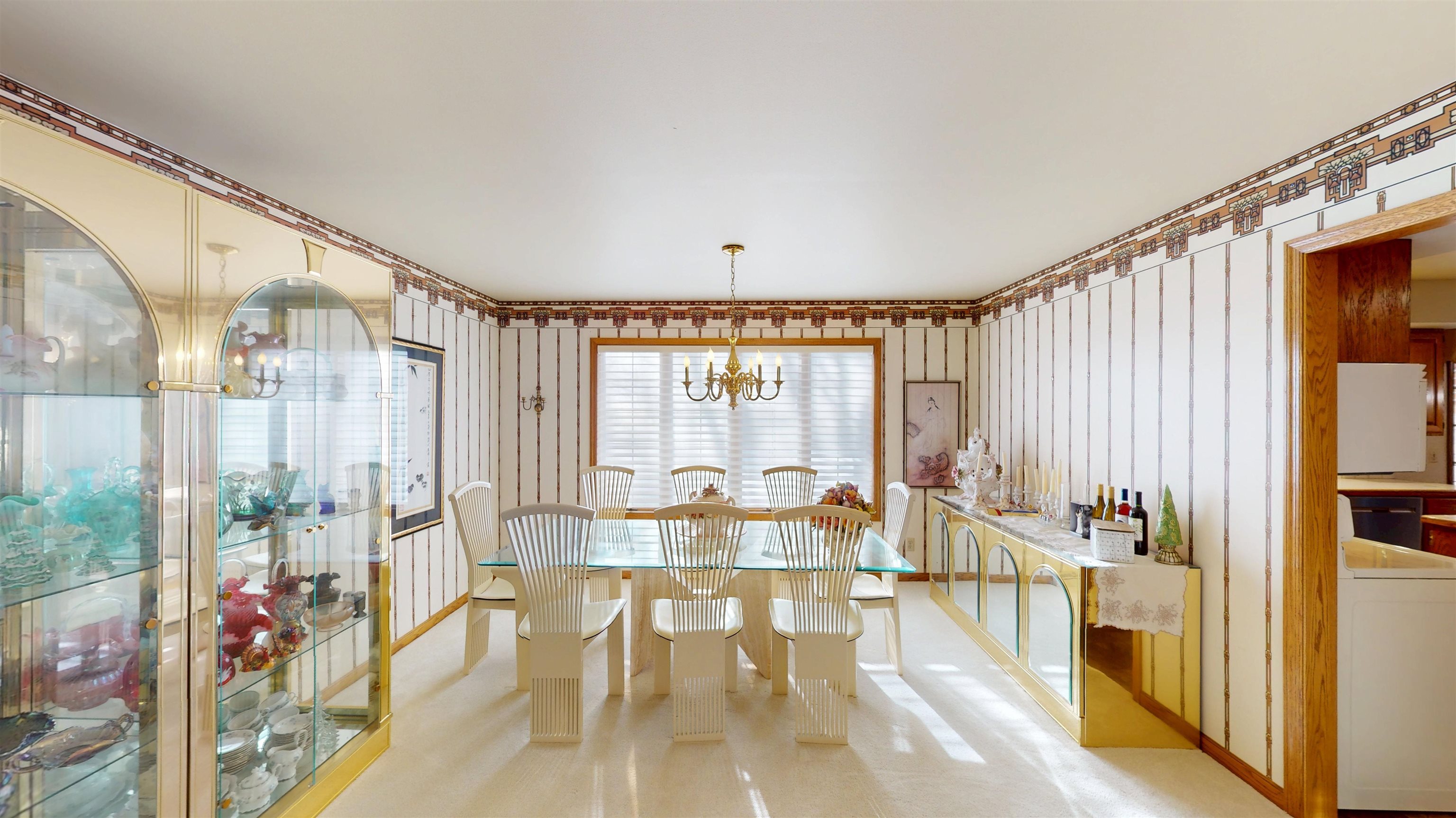 1002 W BLODGETT STREET, Marshfield, Wisconsin 54449, 4 Bedrooms Bedrooms, ,3 BathroomsBathrooms,Residential,For Sale,1002 W BLODGETT STREET,22600499