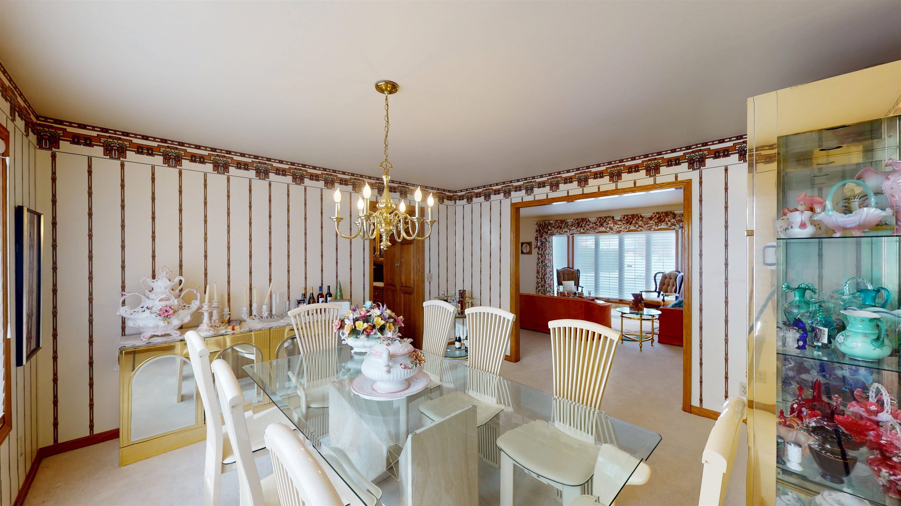 1002 W BLODGETT STREET, Marshfield, Wisconsin 54449, 4 Bedrooms Bedrooms, ,3 BathroomsBathrooms,Residential,For Sale,1002 W BLODGETT STREET,22600499