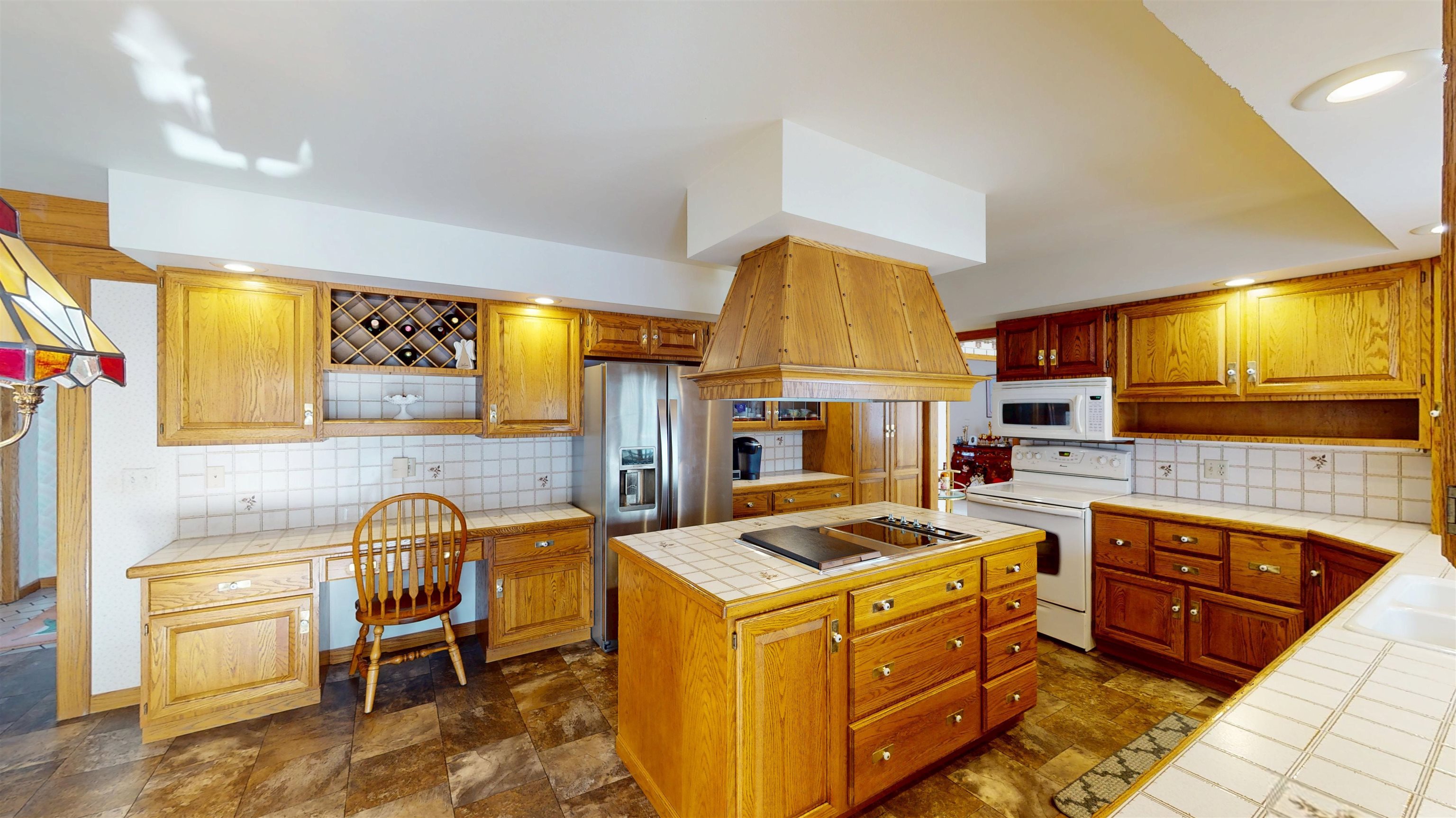 1002 W BLODGETT STREET, Marshfield, Wisconsin 54449, 4 Bedrooms Bedrooms, ,3 BathroomsBathrooms,Residential,For Sale,1002 W BLODGETT STREET,22600499