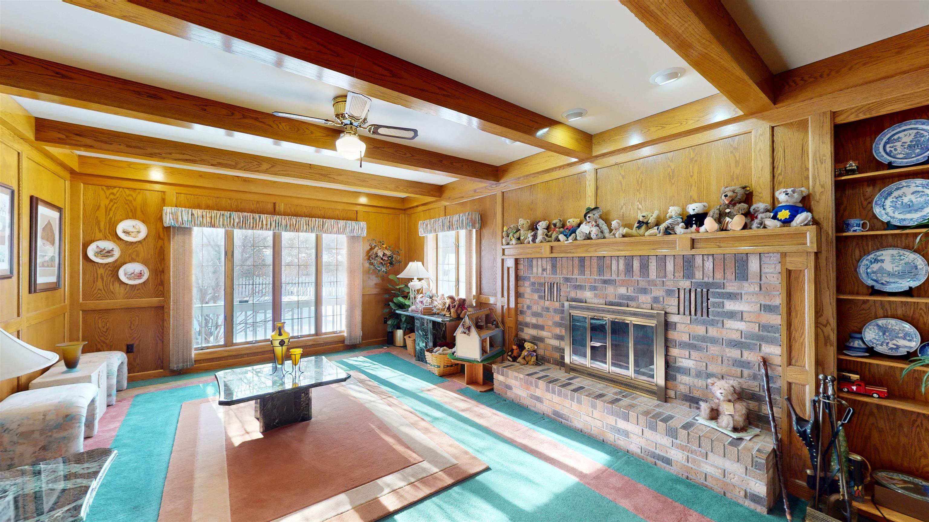 1002 W BLODGETT STREET, Marshfield, Wisconsin 54449, 4 Bedrooms Bedrooms, ,3 BathroomsBathrooms,Residential,For Sale,1002 W BLODGETT STREET,22600499