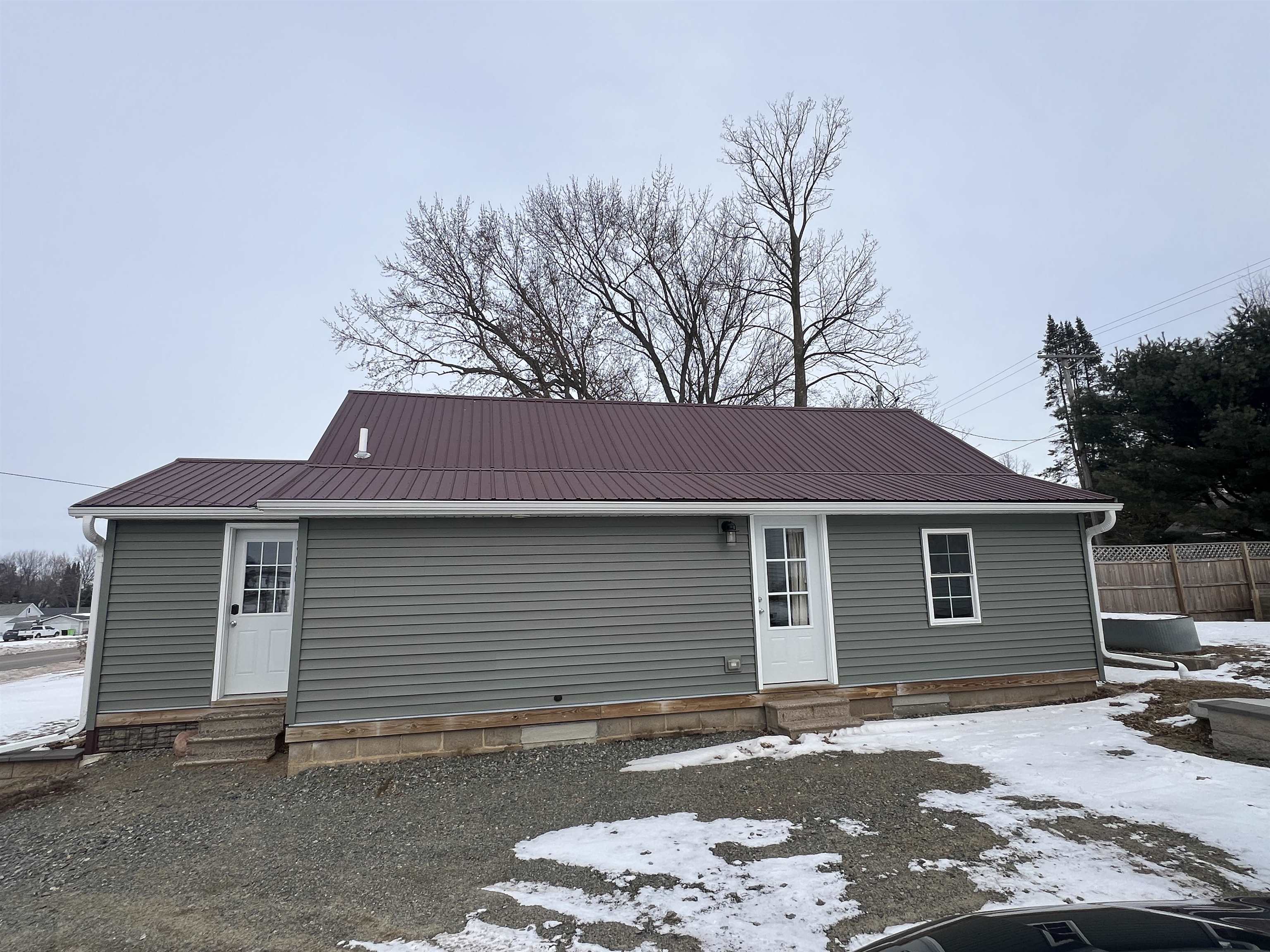 420 S MAIN STREET, Granton, Wisconsin 54436, 2 Bedrooms Bedrooms, ,1 BathroomBathrooms,Residential,For Sale,420 S MAIN STREET,22600500