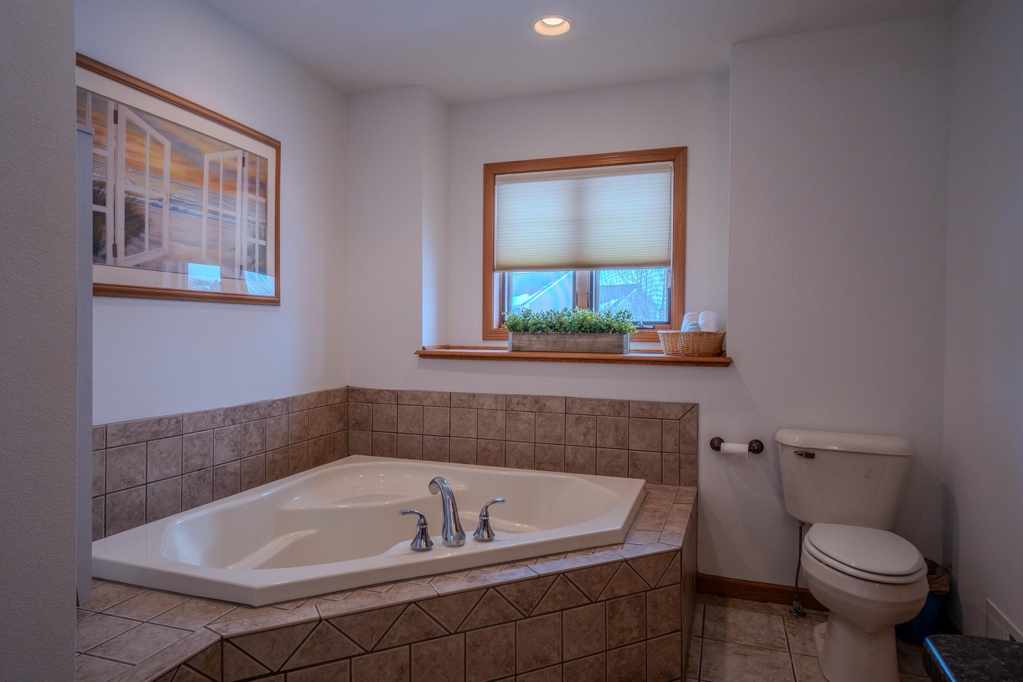 2357 BURTON AVENUE, Kronenwetter, Wisconsin 54455, 4 Bedrooms Bedrooms, ,2 BathroomsBathrooms,Residential,For Sale,2357 BURTON AVENUE,22600503