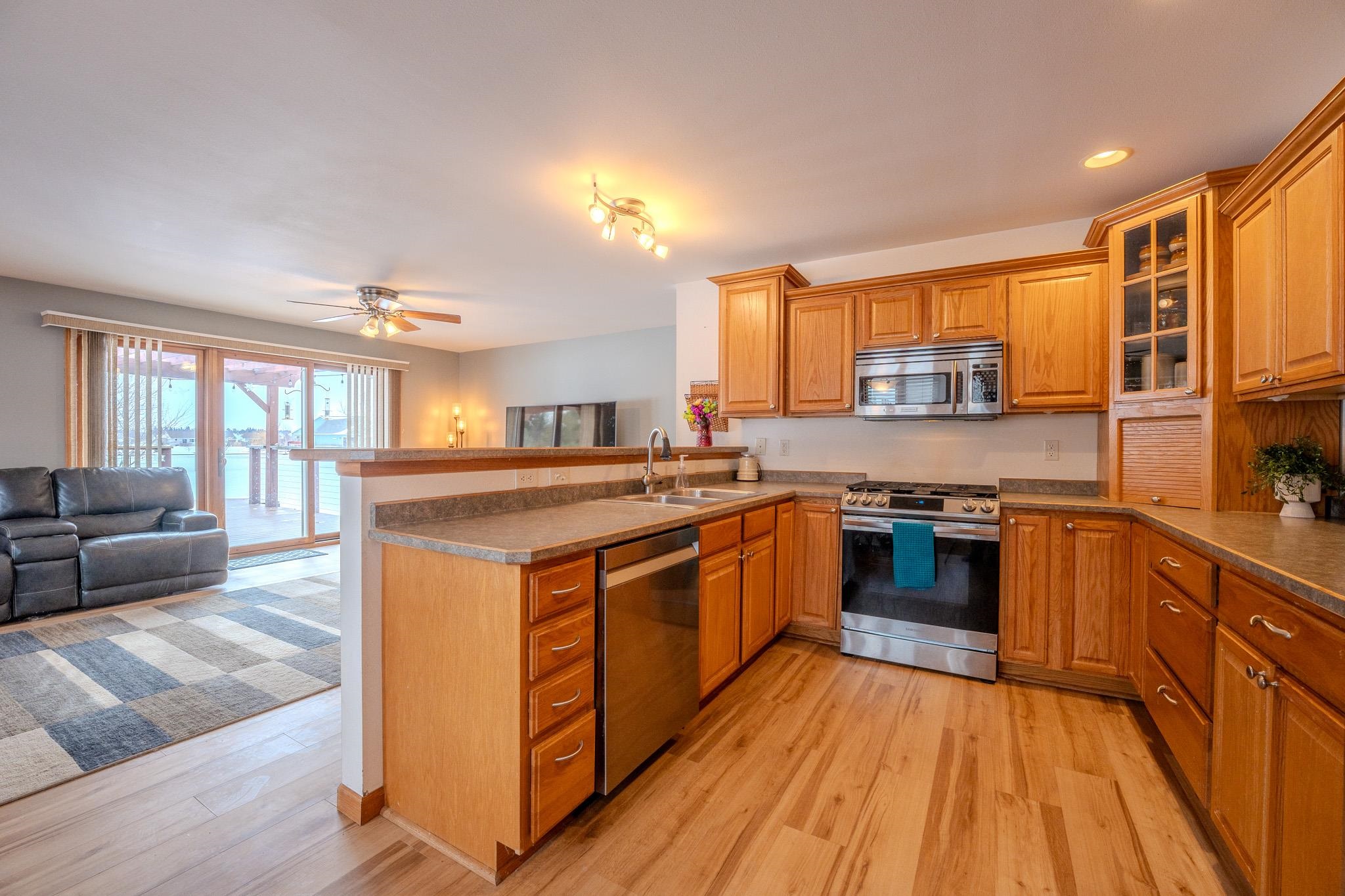 2357 BURTON AVENUE, Kronenwetter, Wisconsin 54455, 4 Bedrooms Bedrooms, ,2 BathroomsBathrooms,Residential,For Sale,2357 BURTON AVENUE,22600503