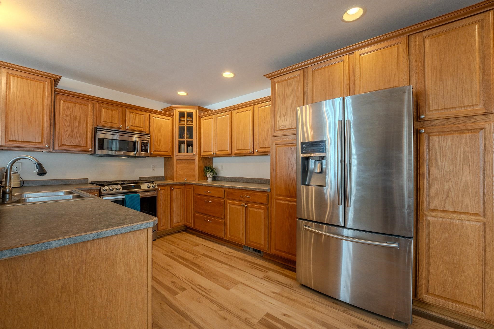 2357 BURTON AVENUE, Kronenwetter, Wisconsin 54455, 4 Bedrooms Bedrooms, ,2 BathroomsBathrooms,Residential,For Sale,2357 BURTON AVENUE,22600503