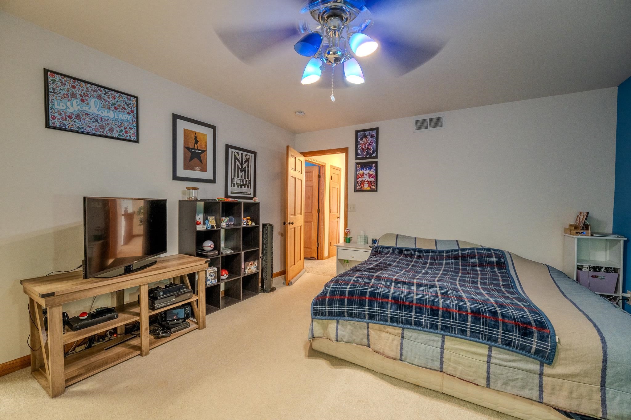 2357 BURTON AVENUE, Kronenwetter, Wisconsin 54455, 4 Bedrooms Bedrooms, ,2 BathroomsBathrooms,Residential,For Sale,2357 BURTON AVENUE,22600503