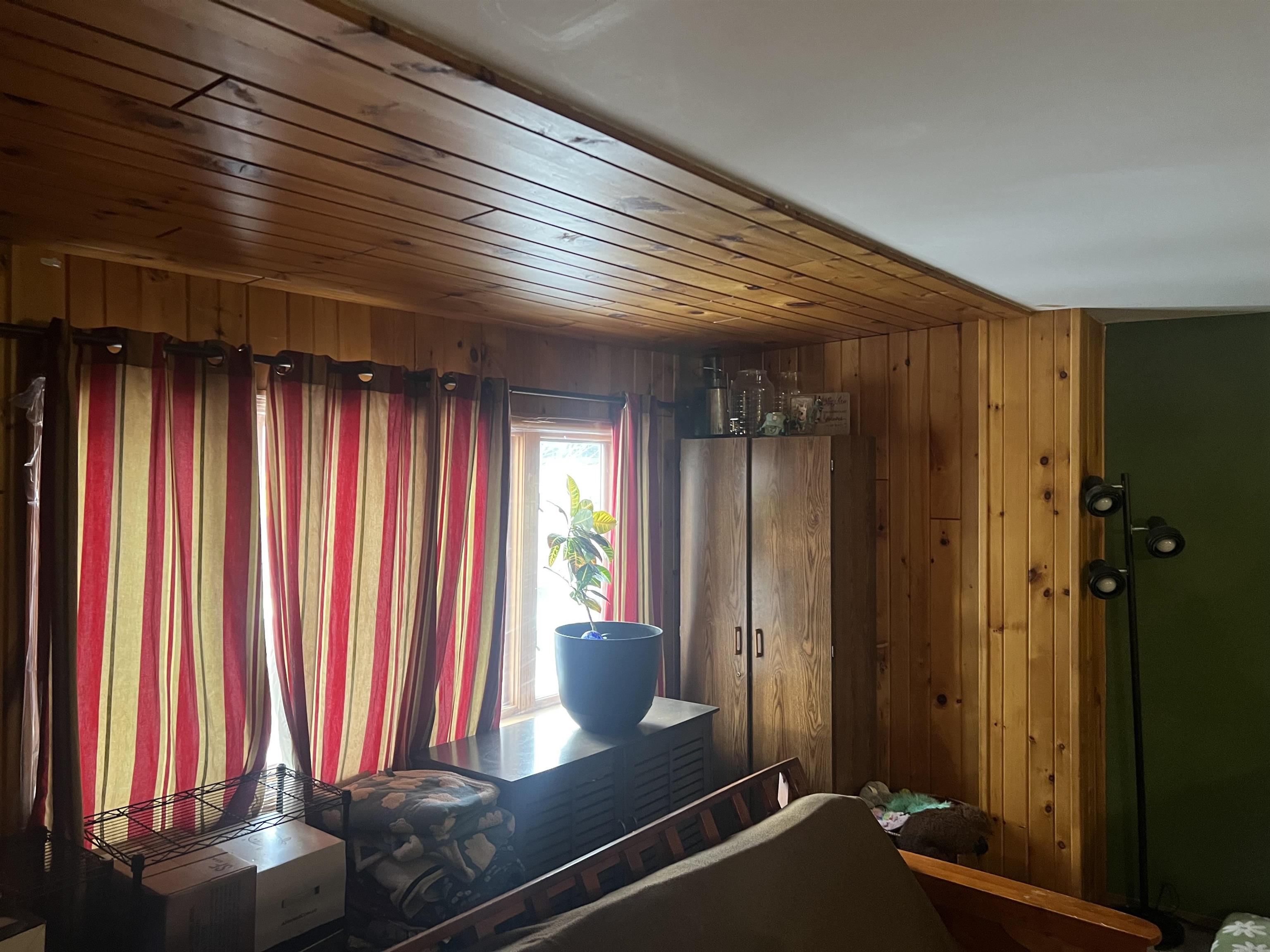 2901 MICHIGAN AVENUE, Stevens Point, Wisconsin 54481, 5 Bedrooms Bedrooms, ,2 BathroomsBathrooms,Residential,For Sale,2901 MICHIGAN AVENUE,22600507