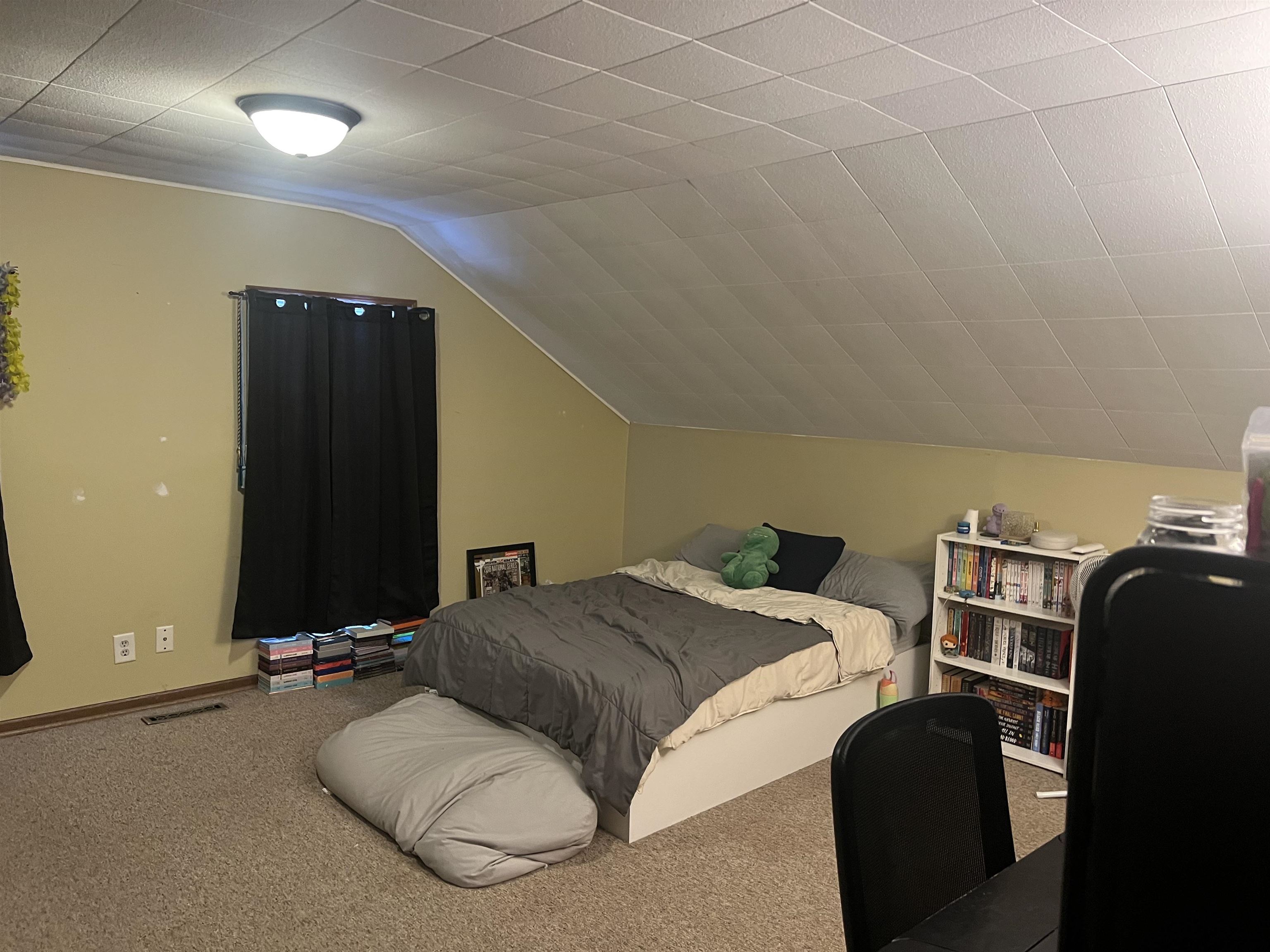 2901 MICHIGAN AVENUE, Stevens Point, Wisconsin 54481, 5 Bedrooms Bedrooms, ,2 BathroomsBathrooms,Residential,For Sale,2901 MICHIGAN AVENUE,22600507