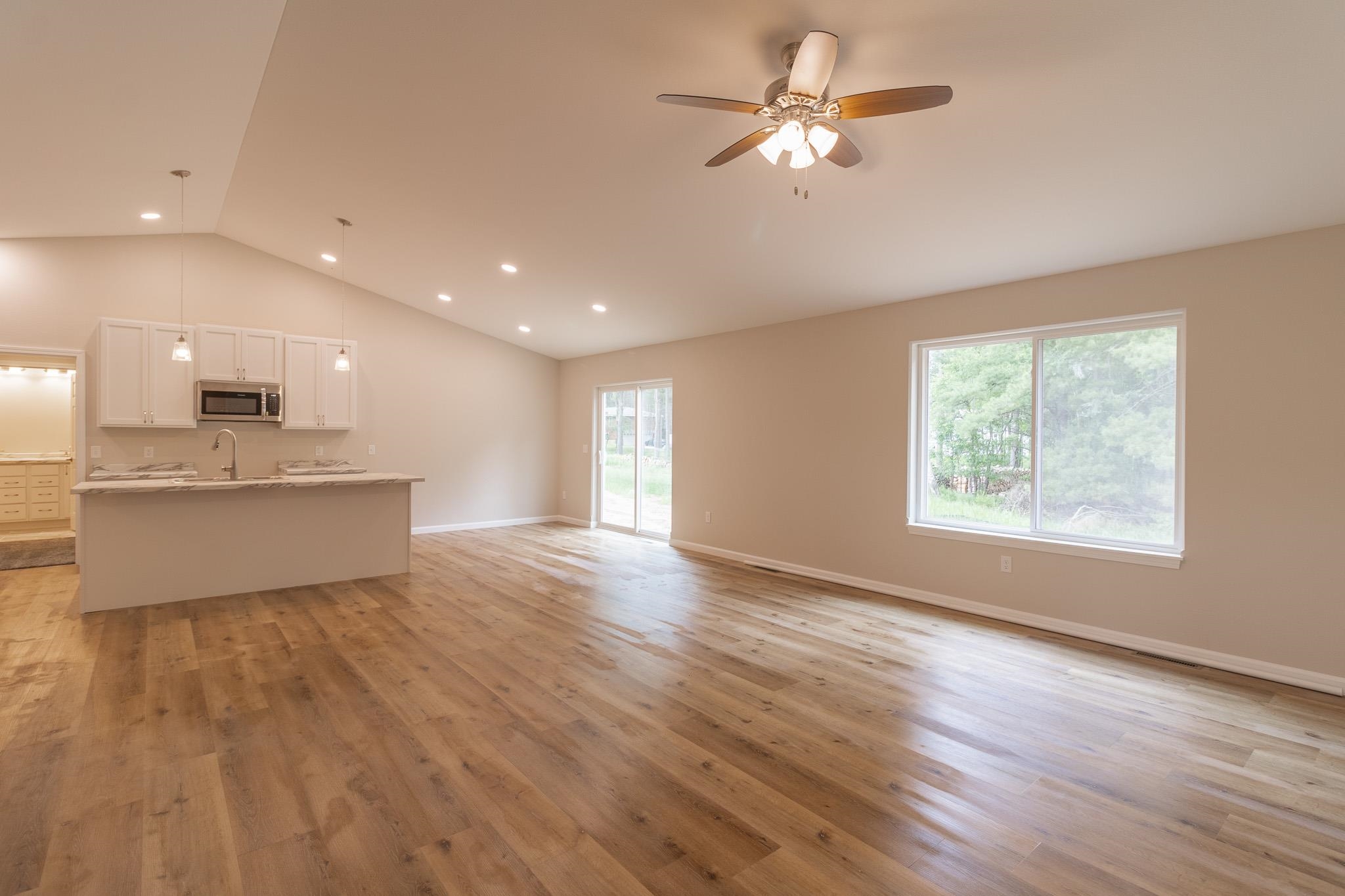 860 TORREY PINES WAY, Plover, Wisconsin 54467, 3 Bedrooms Bedrooms, ,2 BathroomsBathrooms,Residential,For Sale,860 TORREY PINES WAY,22600510