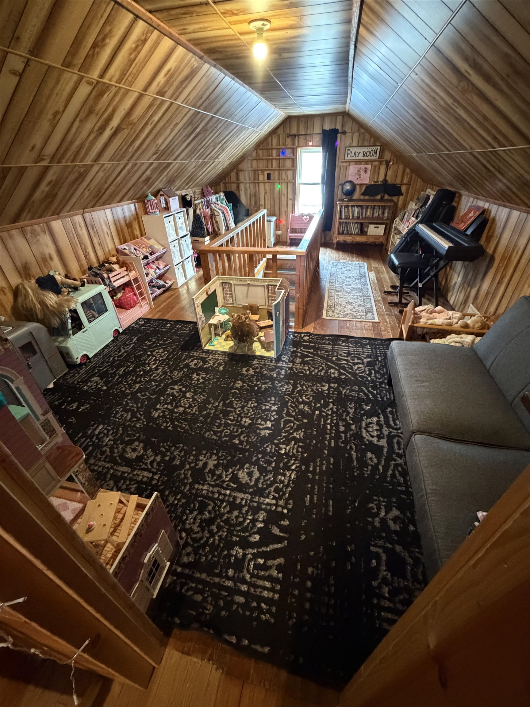 609 W MINER AVENUE, Ladysmith, Wisconsin 54848, 3 Bedrooms Bedrooms, ,1 BathroomBathrooms,Residential,For Sale,609 W MINER AVENUE,22600515