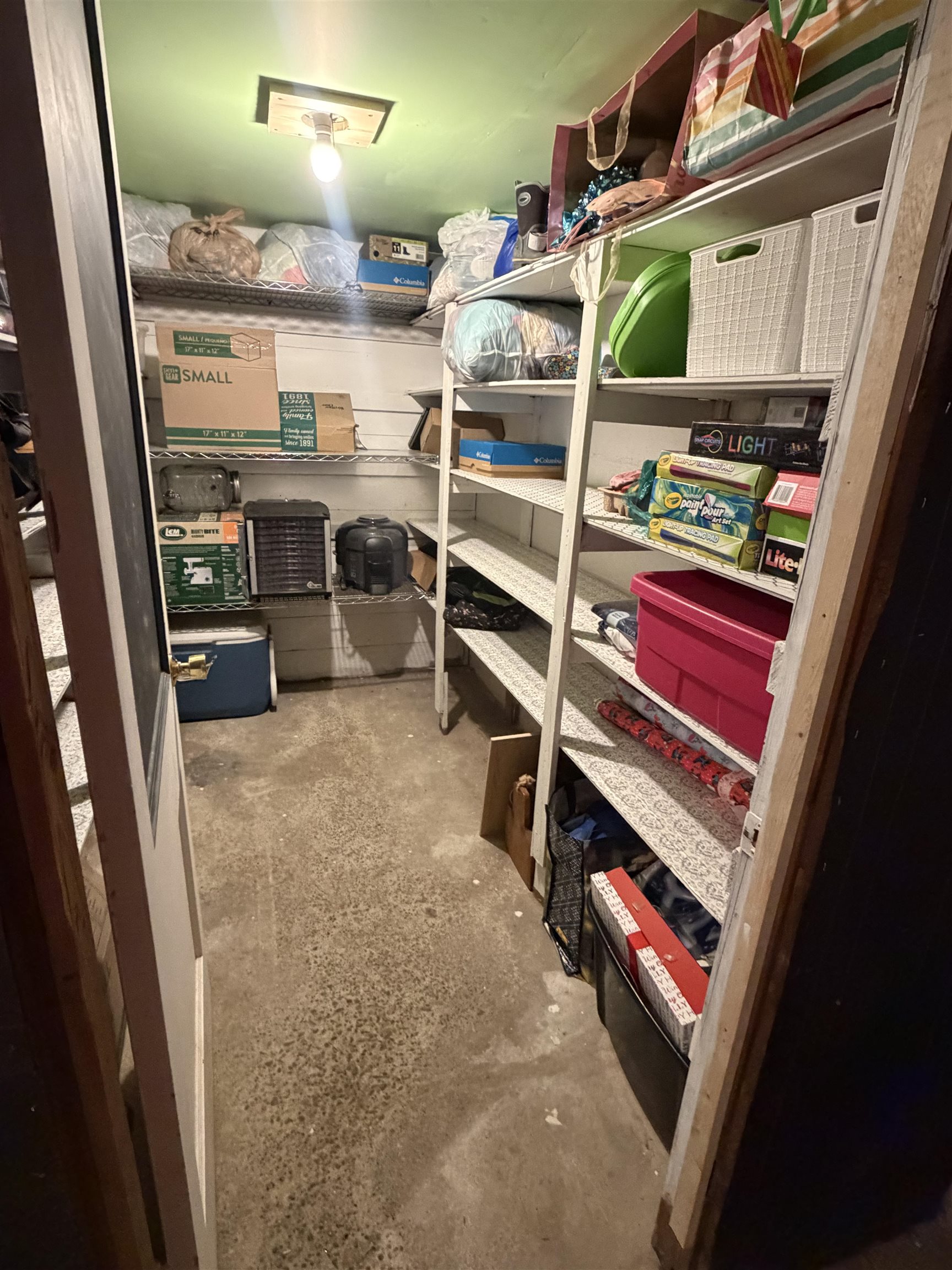 609 W MINER AVENUE, Ladysmith, Wisconsin 54848, 3 Bedrooms Bedrooms, ,1 BathroomBathrooms,Residential,For Sale,609 W MINER AVENUE,22600515