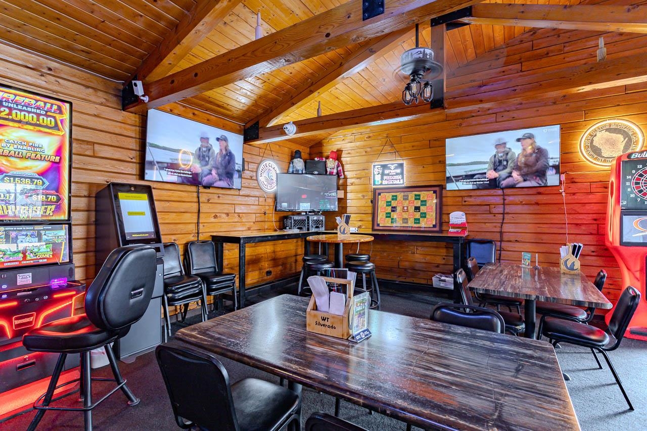 705 N 4TH STREET, Tomahawk, Wisconsin 54487, ,Commercial/industrial,For Sale,705 N 4TH STREET,22600518