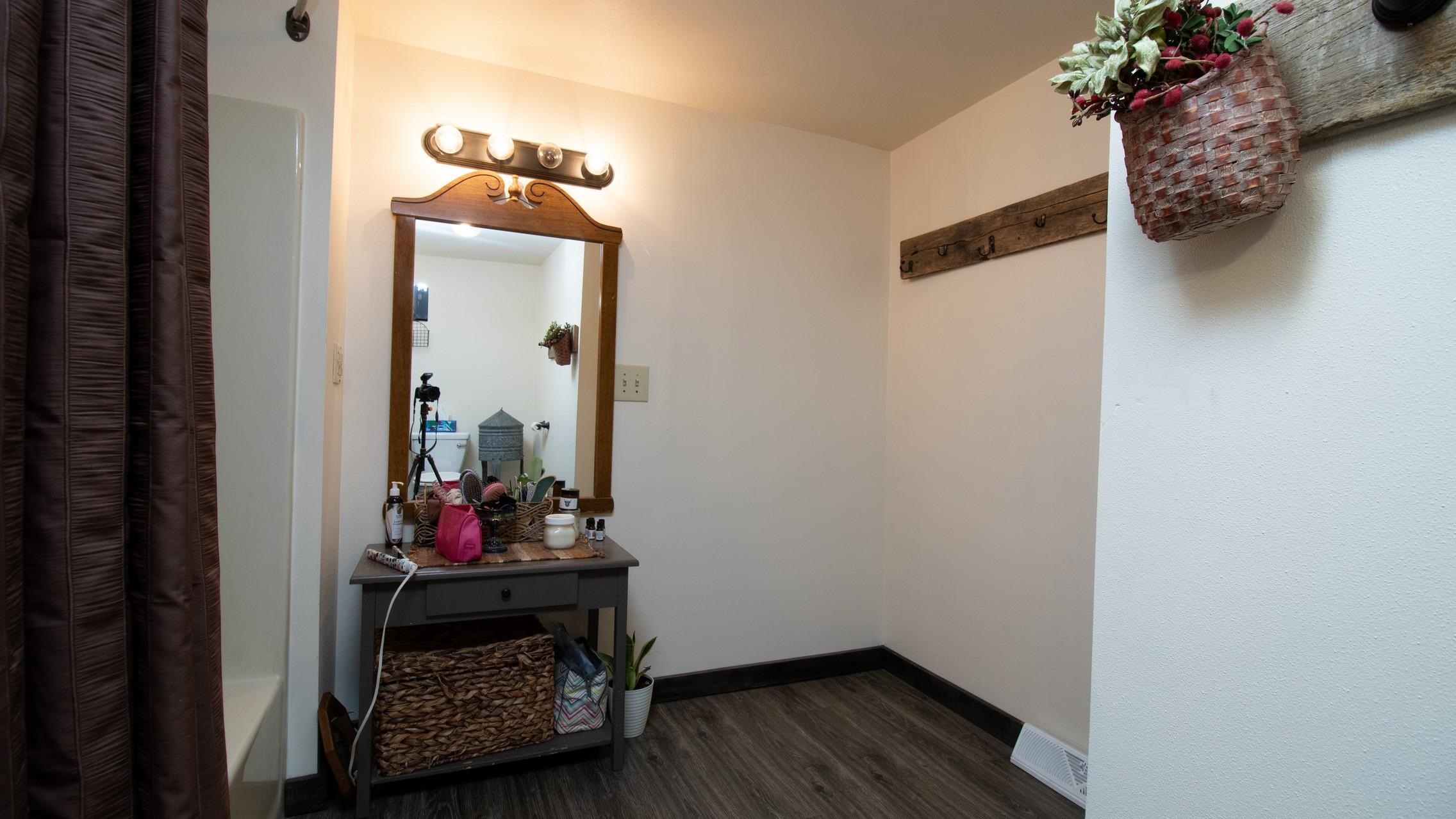 140404 COUNTY ROAD L, Merrill, Wisconsin 54452, 5 Bedrooms Bedrooms, ,1 BathroomBathrooms,Residential,For Sale,140404 COUNTY ROAD L,22600519