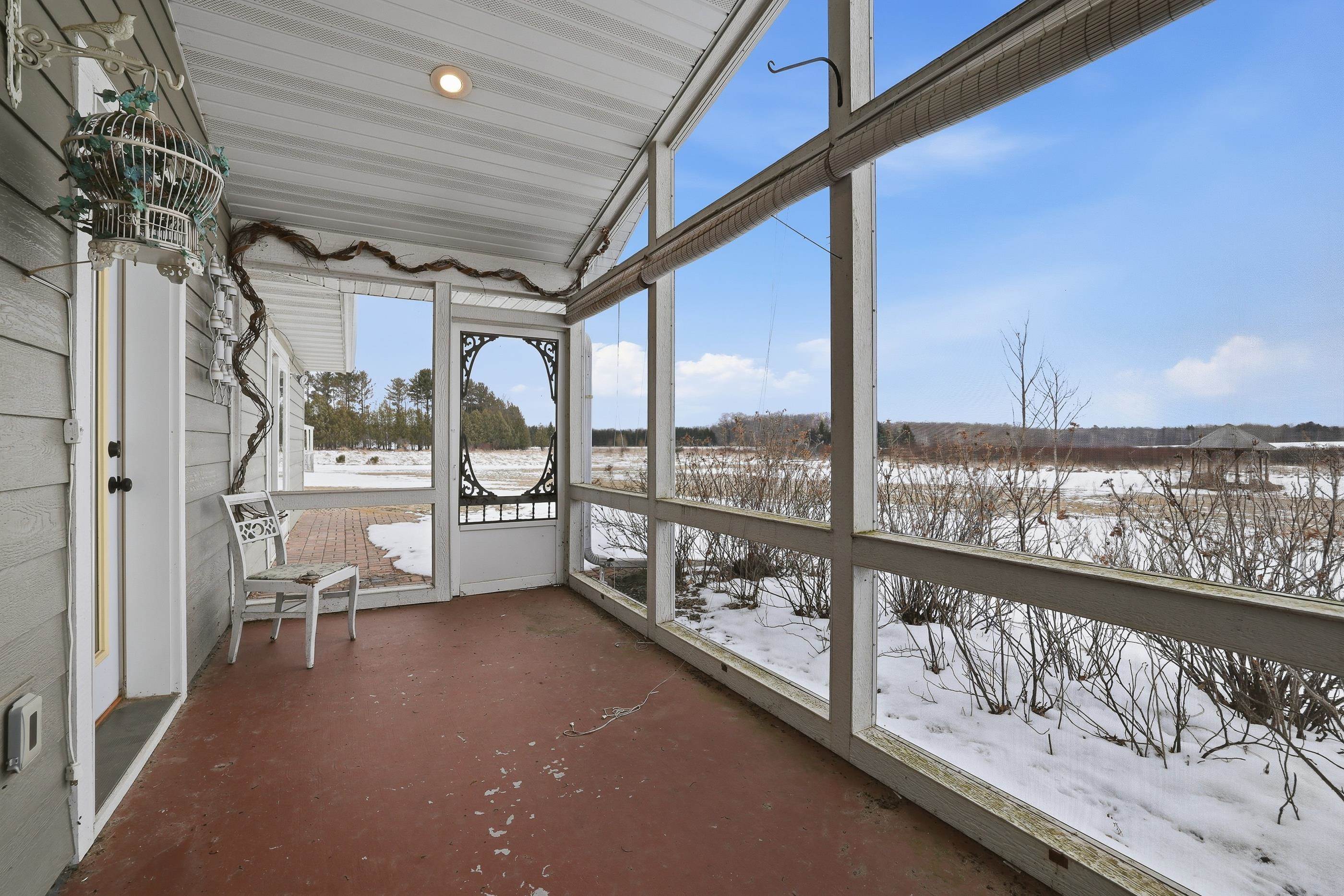 9071 ROBIN ROAD, Marshfield, Wisconsin 54449, 3 Bedrooms Bedrooms, ,2 BathroomsBathrooms,Residential,For Sale,9071 ROBIN ROAD,22600520